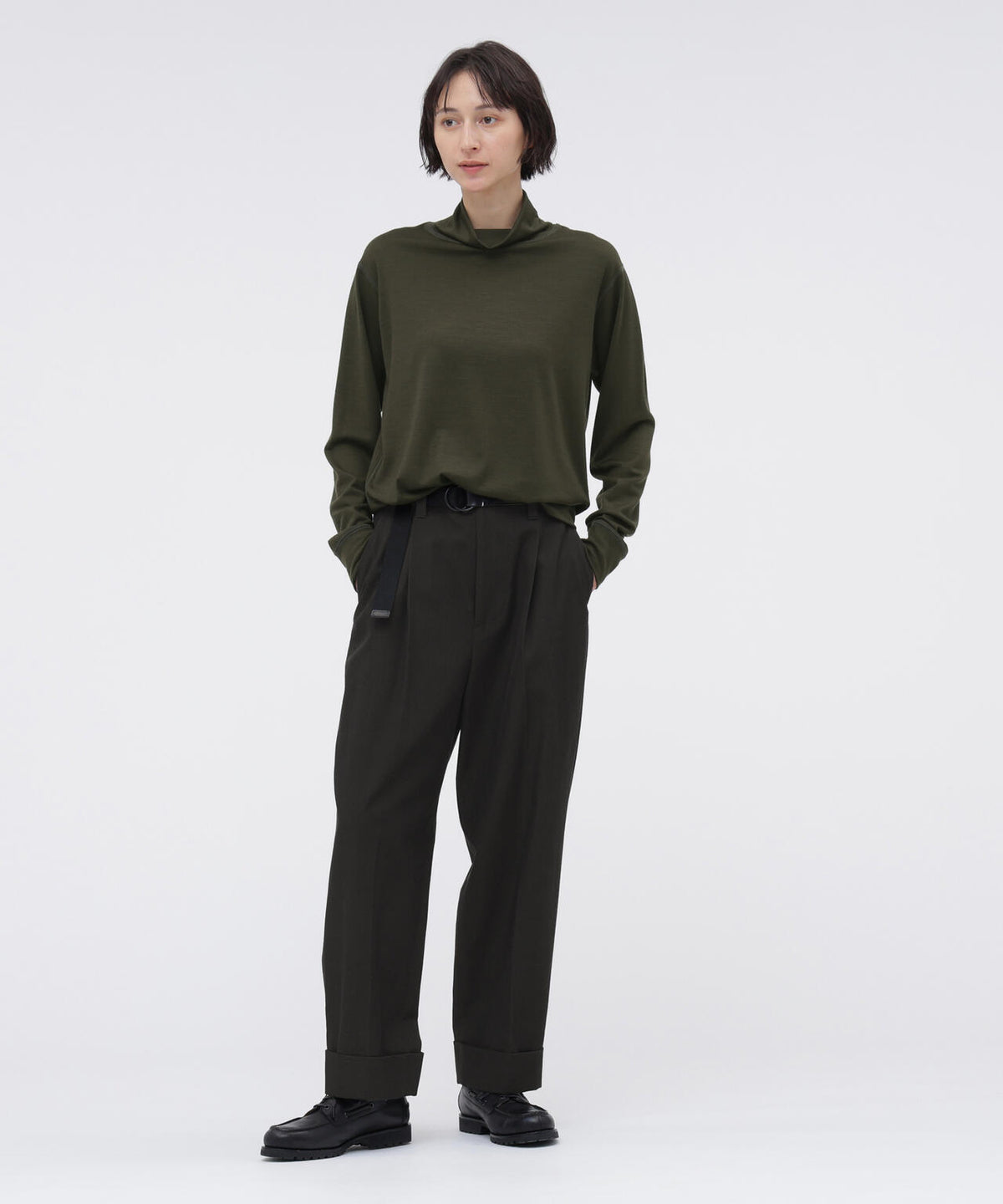 身長168cm　B76 W58 H86 着用サイズ：II