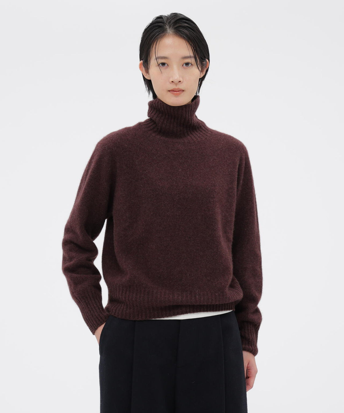 TWISTED CASHMERE WOOL KNITWEAR
