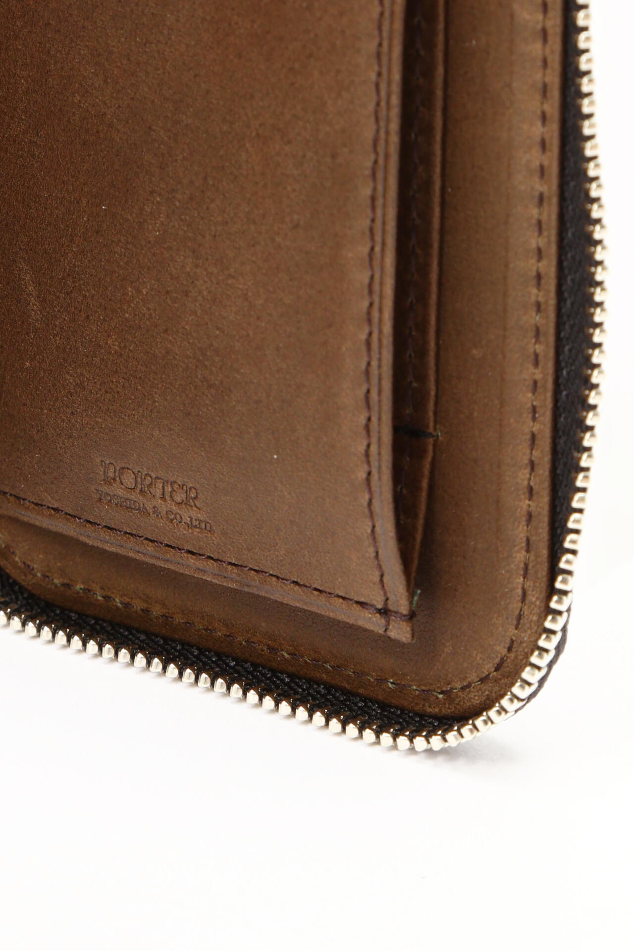 OILED ITALIAN LEATHER