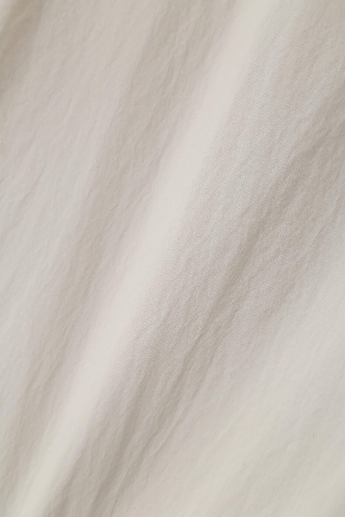 LIGHTWEIGHT NYLON POPLIN