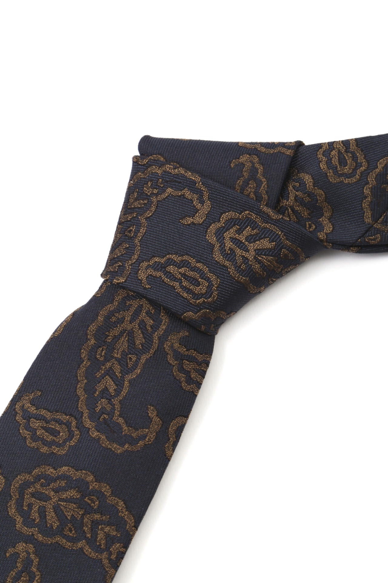 GRAPHIC PAISLEY TIE