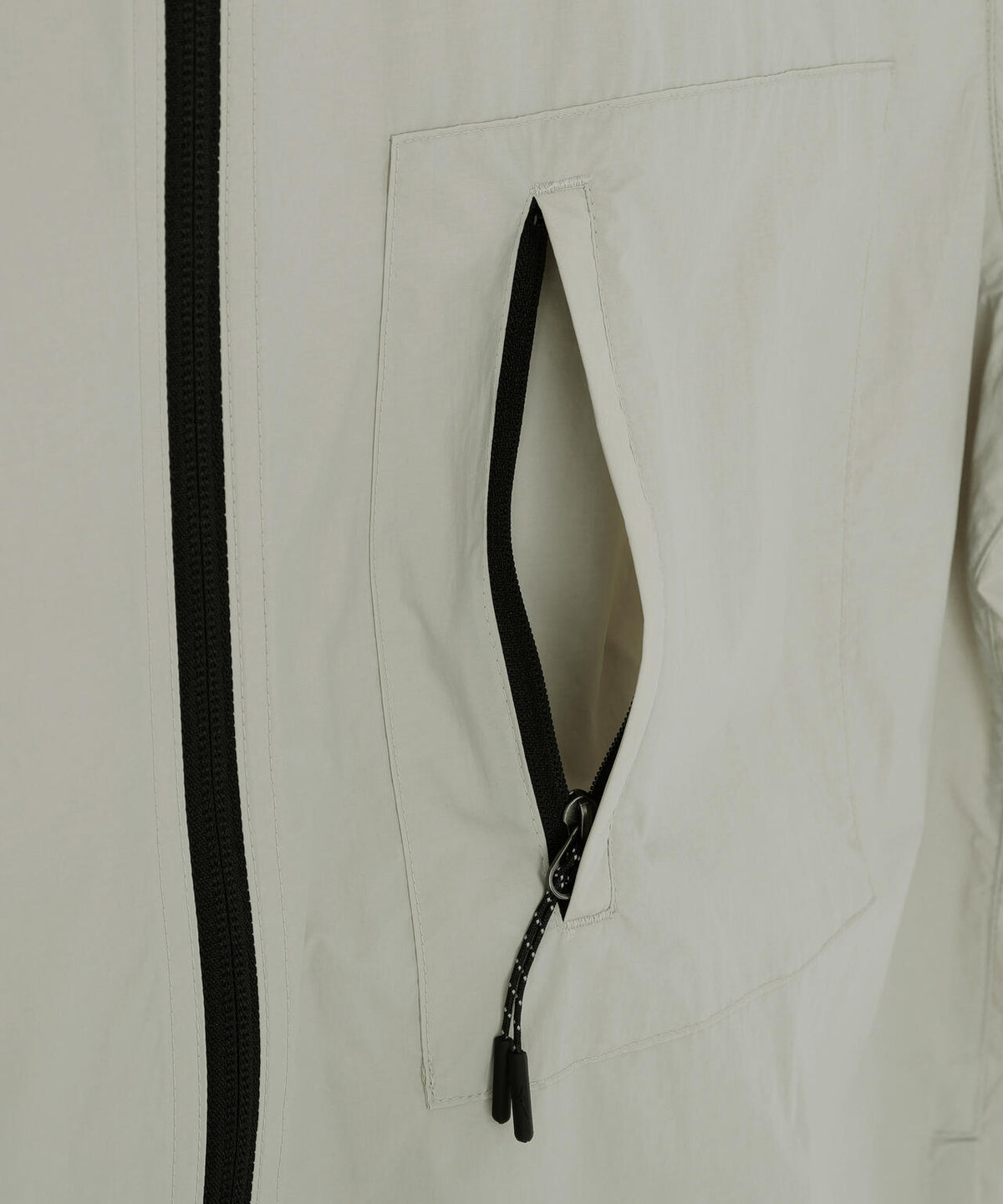 WATER REPELLENT LIGHTWEIGHT NYLON POPLIN SHIRT