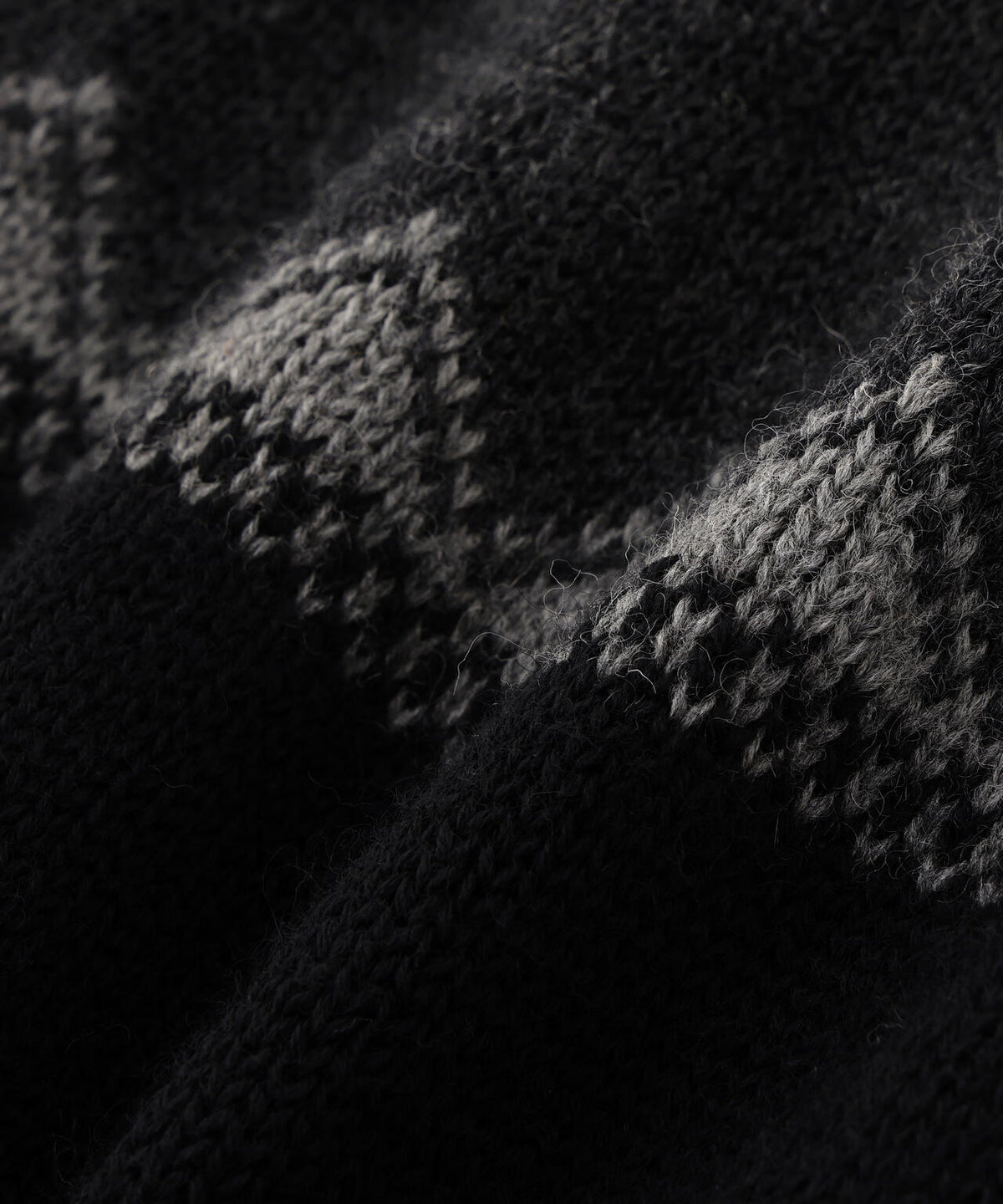 FAIRISLE NATURAL WOOL KNITWEAR