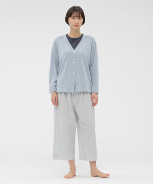 身長168cm　B76 W58 H86 着用サイズ：F