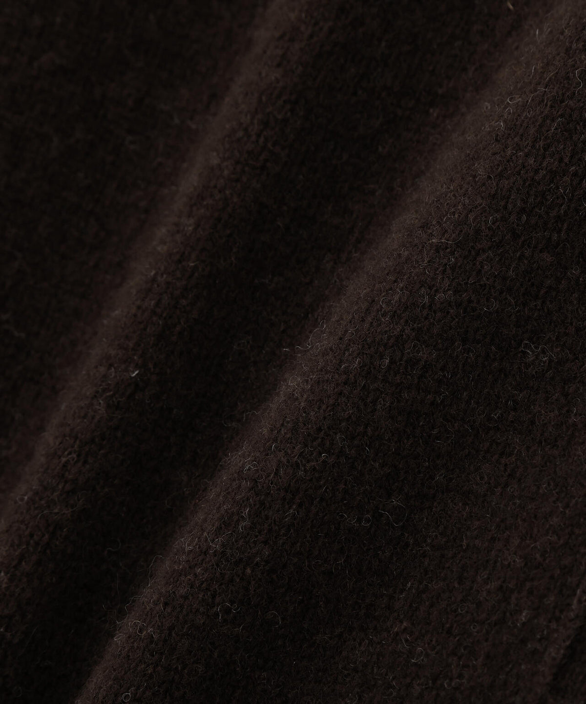 NATURAL WOOL KNITWEAR