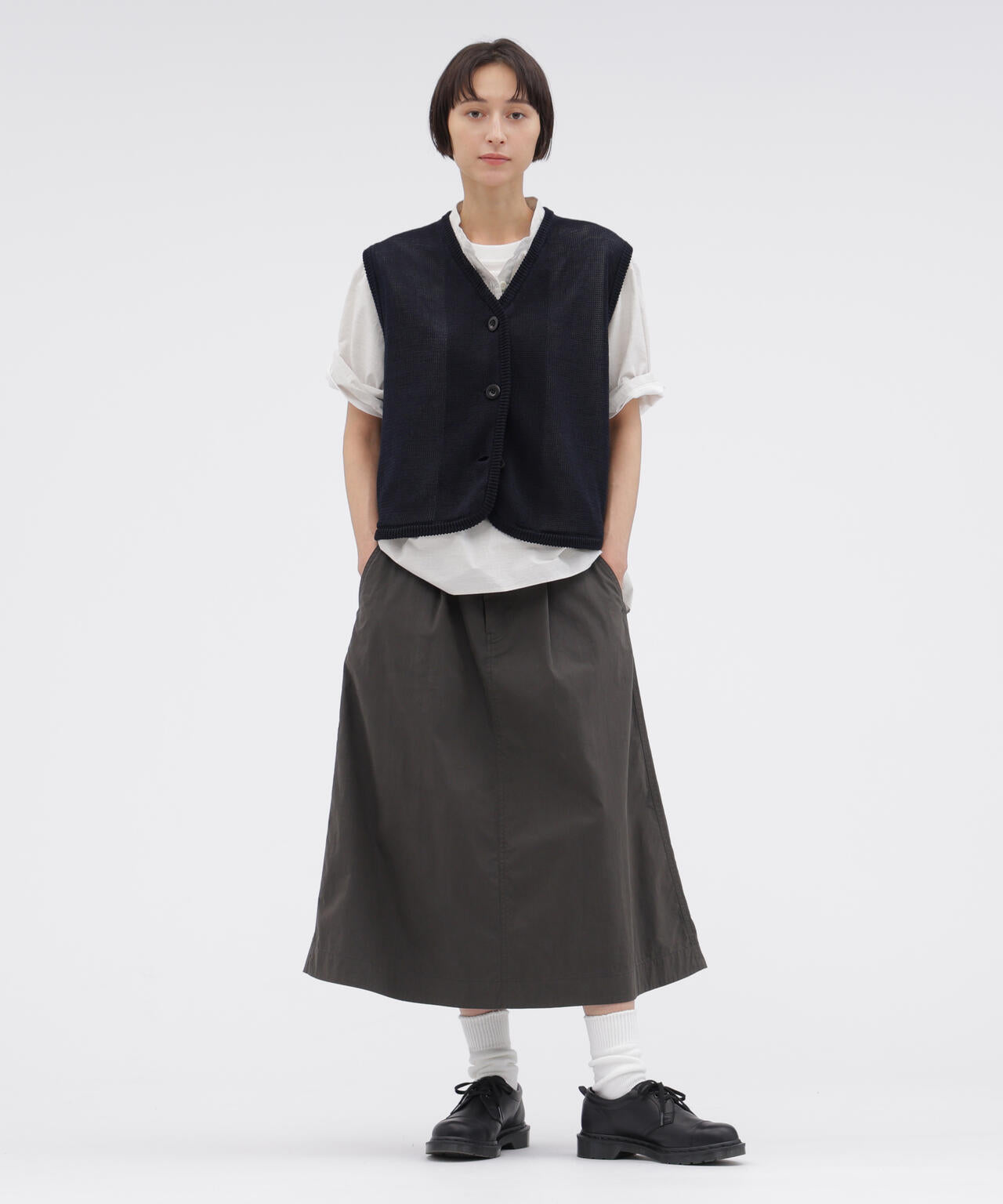 身長168cm　B76 W58 H86 着用サイズ：II