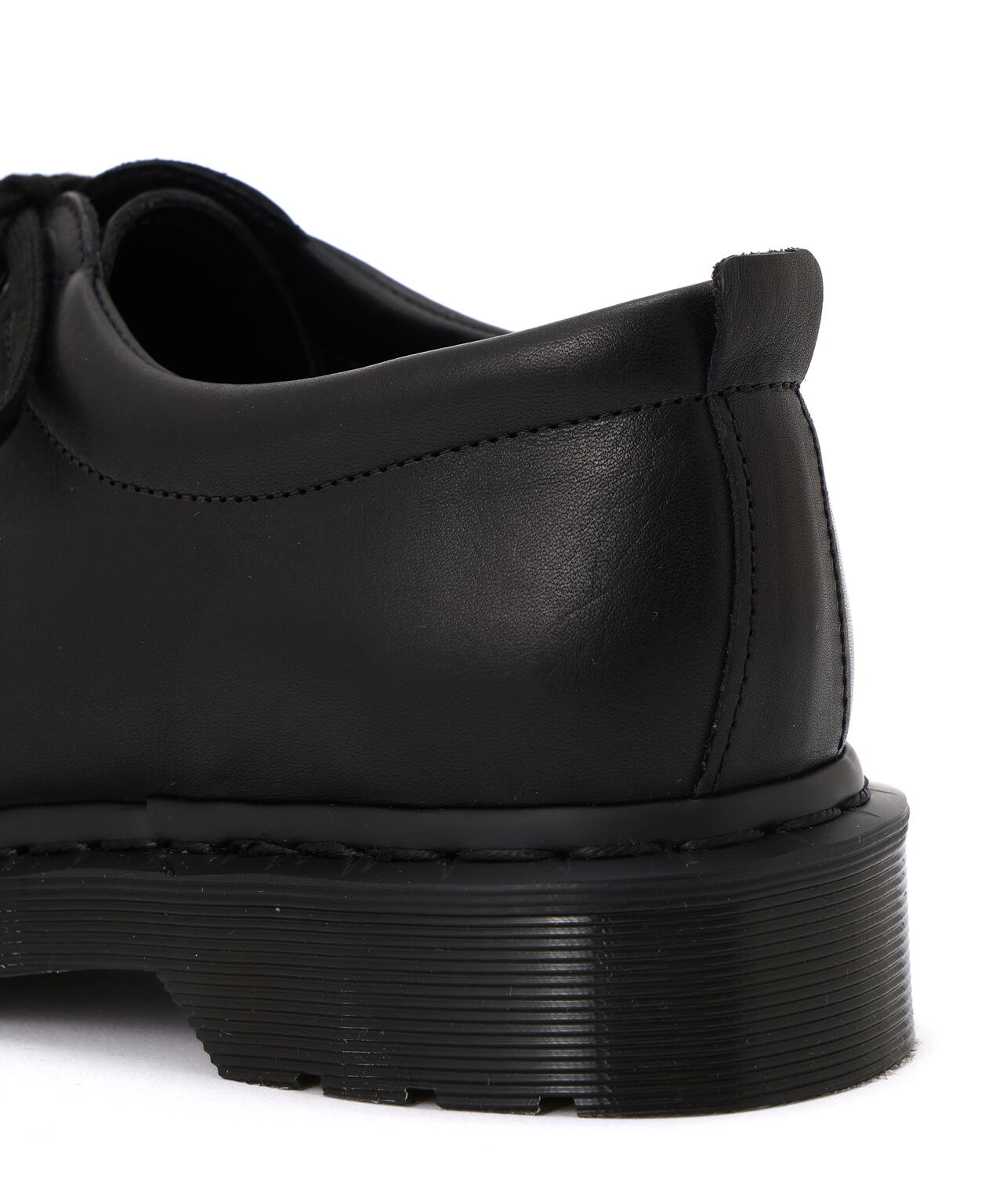 WOMEN DR. MARTENS FOR MHL. GRAINED OILED LEATHER