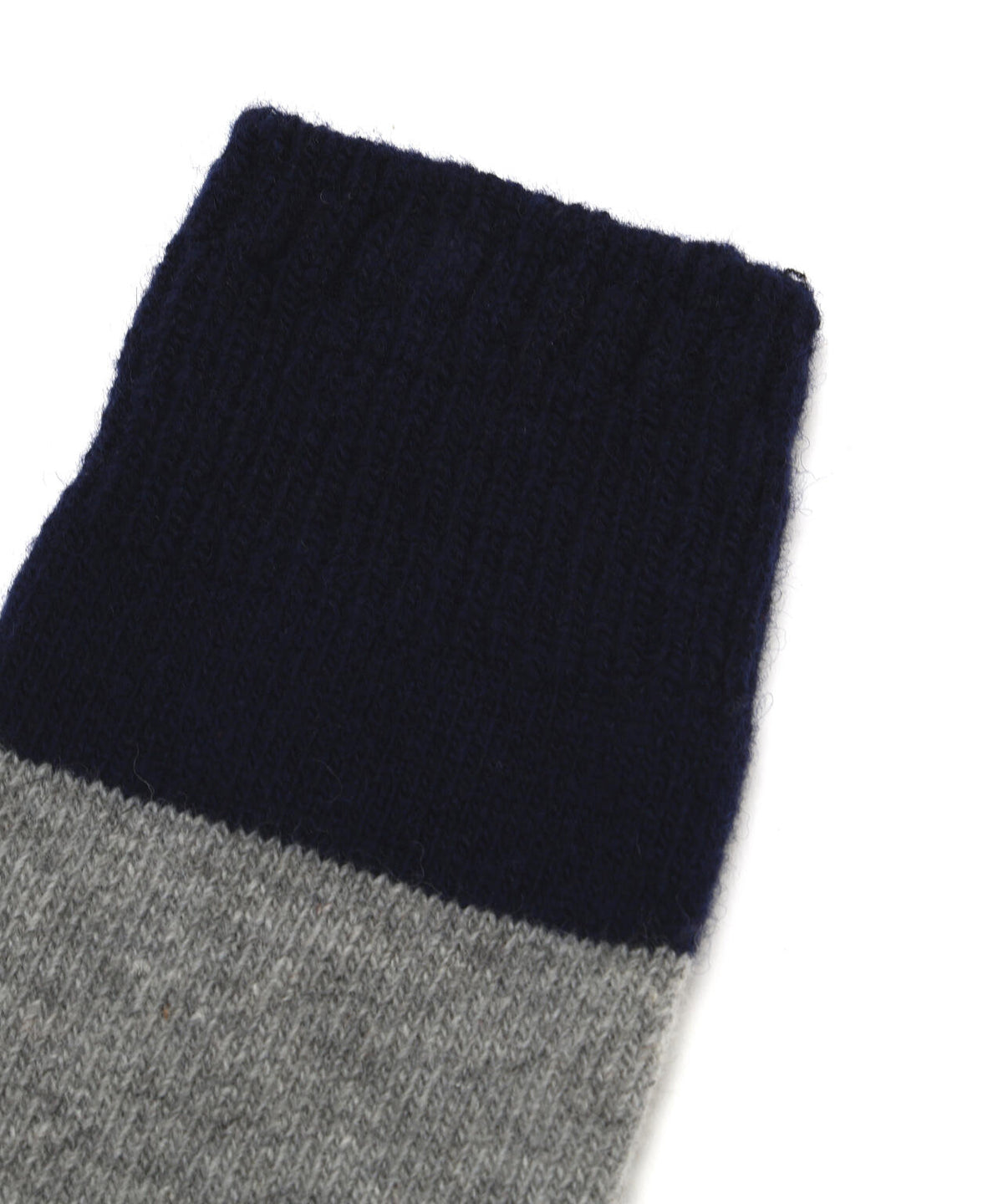 WOMEN COLOUR BLOCK SOCKS