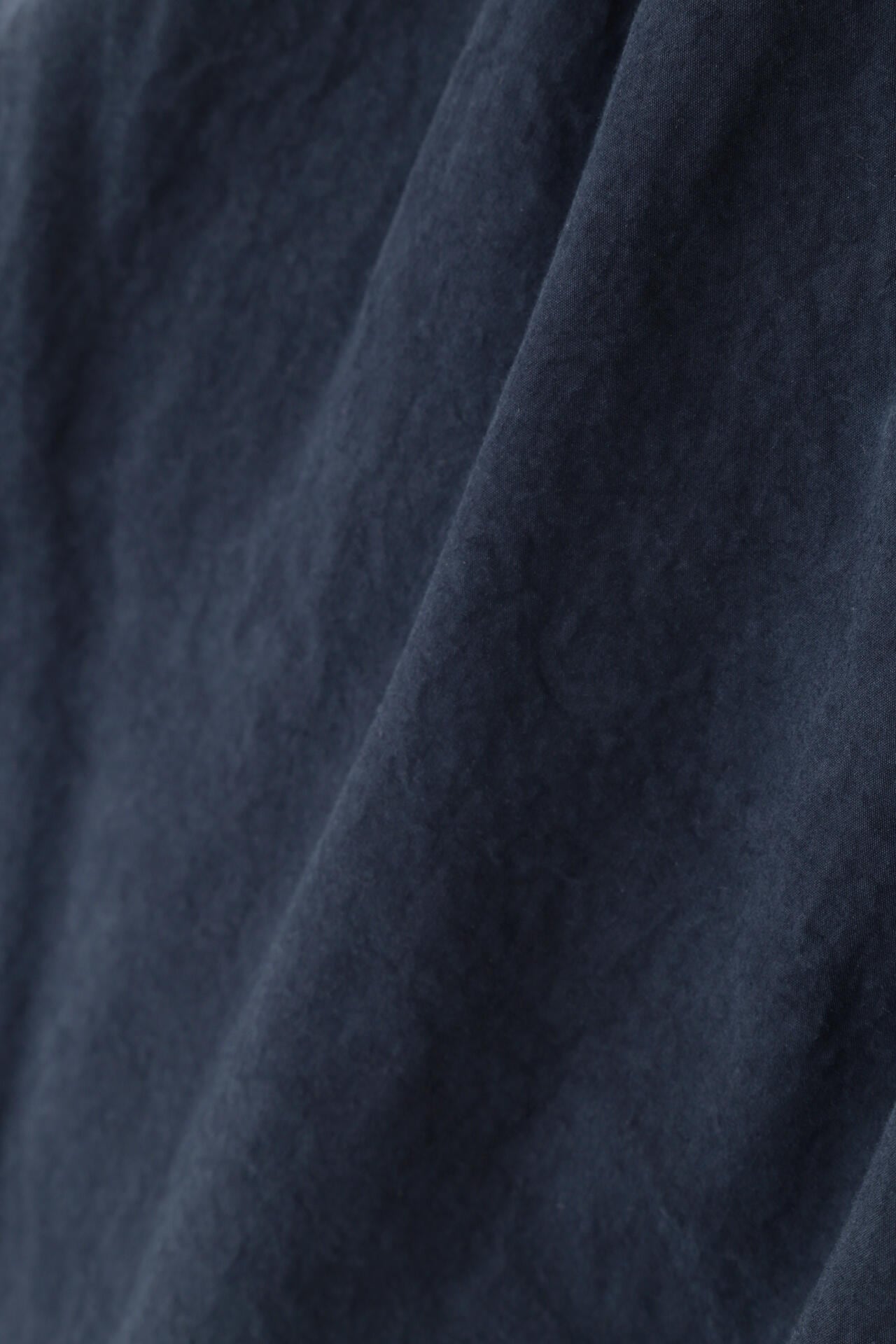 GARMENT DYE LIGHTWEIGHT PLAINWEAVE