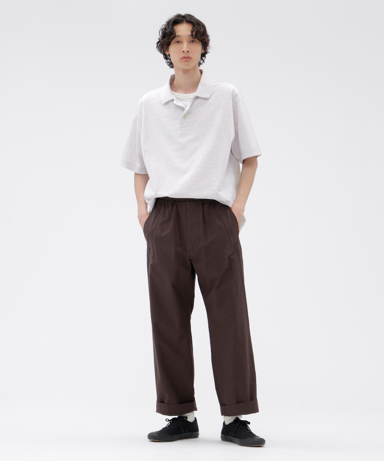 身長185cm 　B84 W66cm H91cm 着用サイズ：L