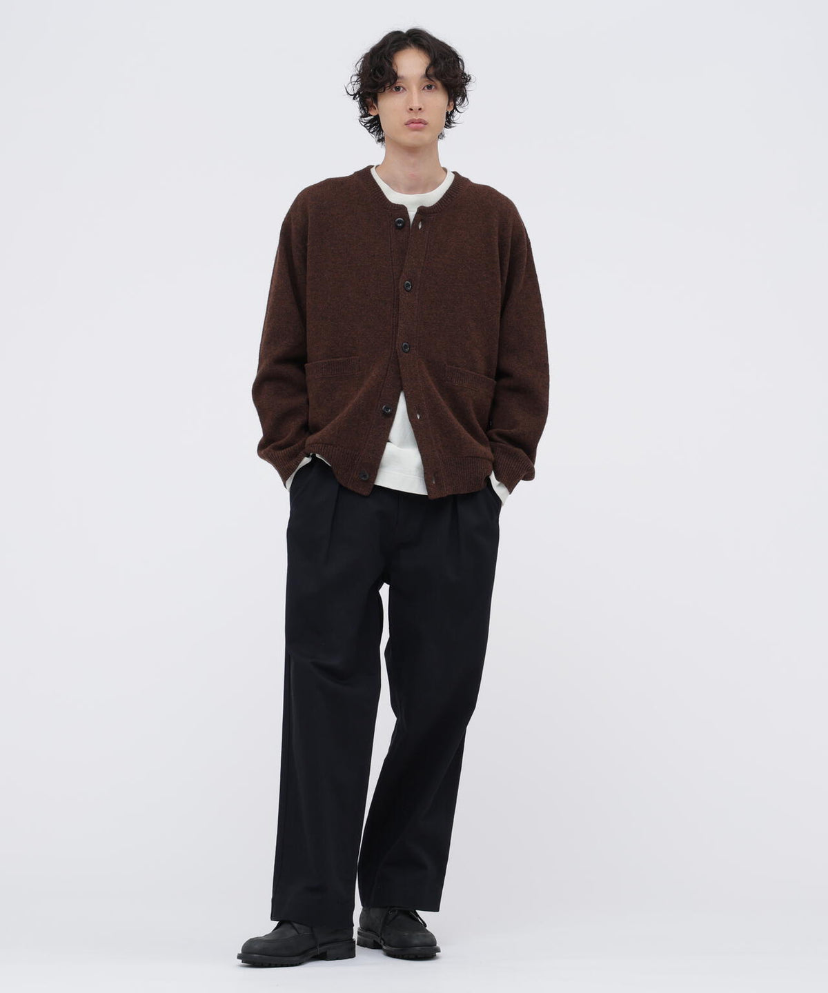 身長185cm 　B84 W66cm H91cm 着用サイズ：L