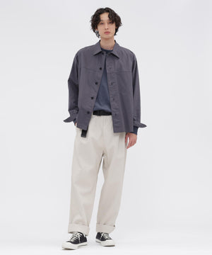 身長185cm 　B84 W66cm H91cm