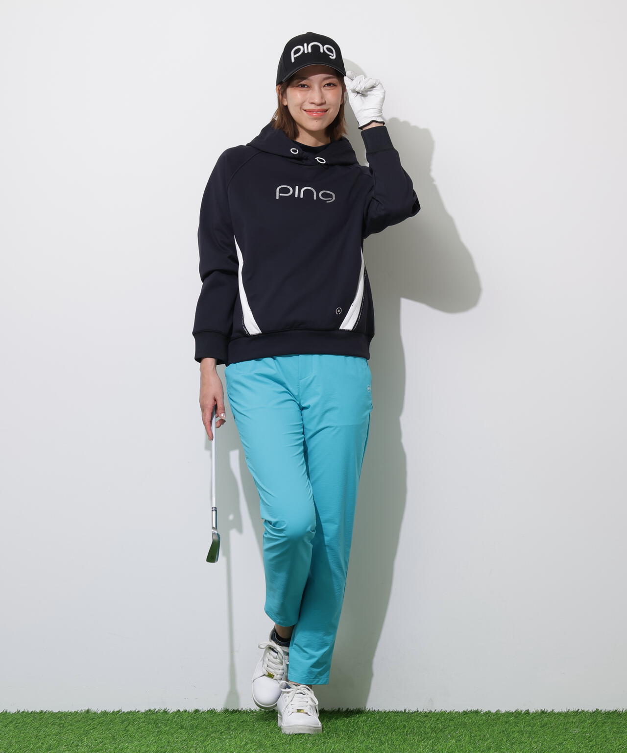 【PING APPAREL】全方向ストレッチ接結裏メッシュ切替ロゴテープスウェットフーディ ＜PERFORMANCE＞ (LADIES)