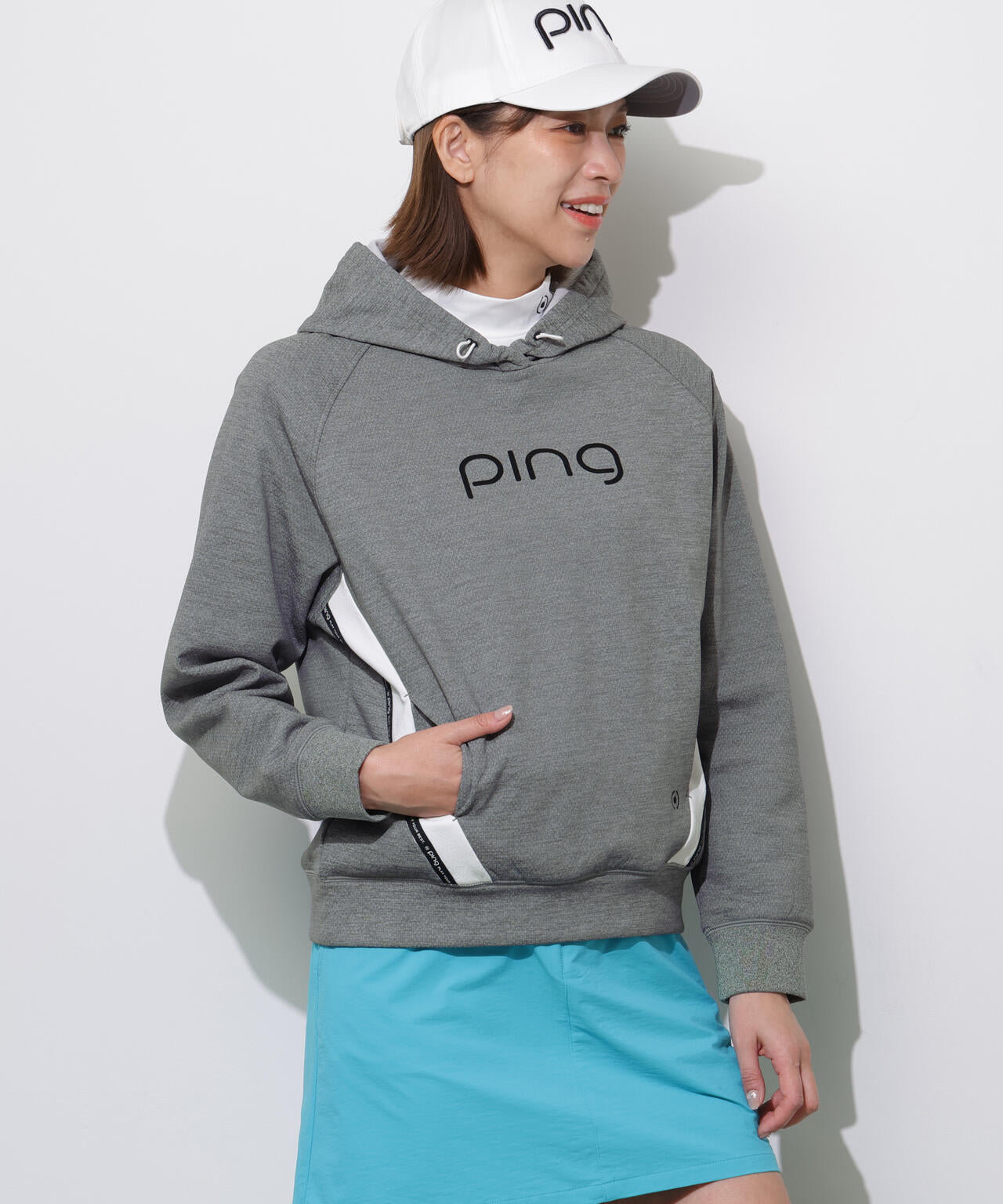 【PING APPAREL】全方向ストレッチ接結裏メッシュ切替ロゴテープスウェットフーディ ＜PERFORMANCE＞ (LADIES)