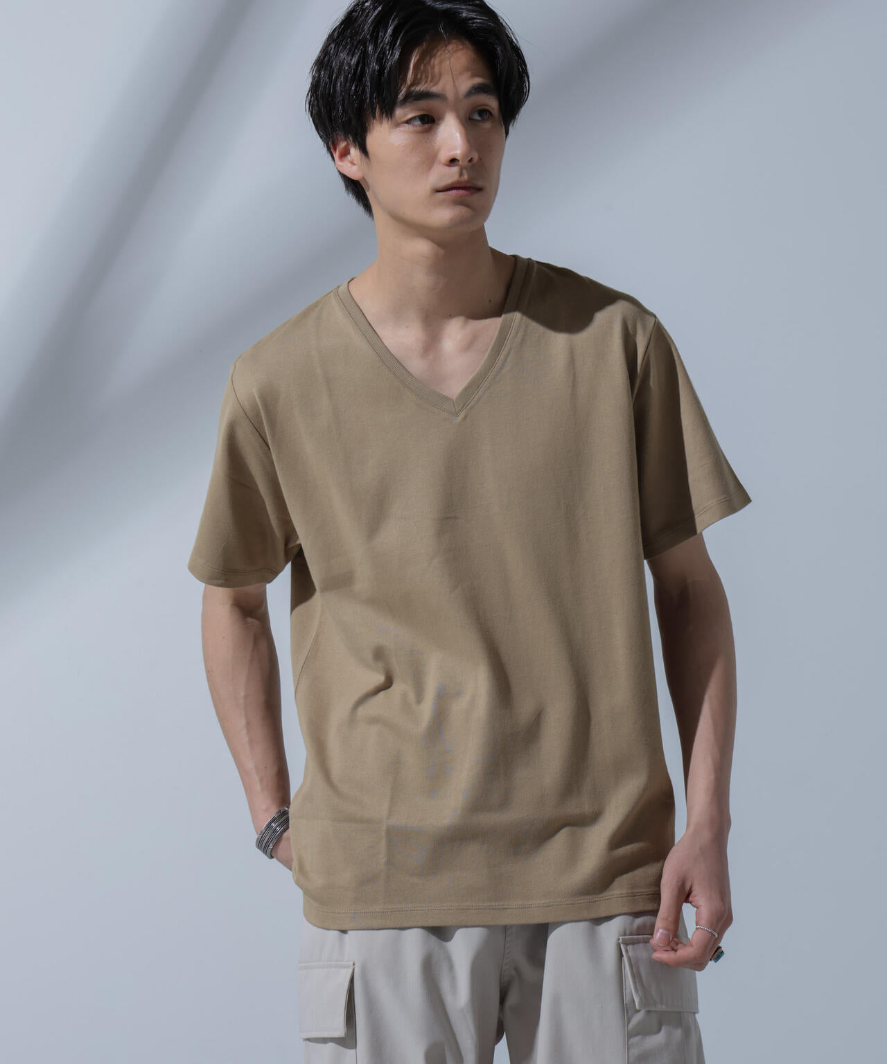 Anti Soaked(R)  汗染み防止 VネックTシャツ