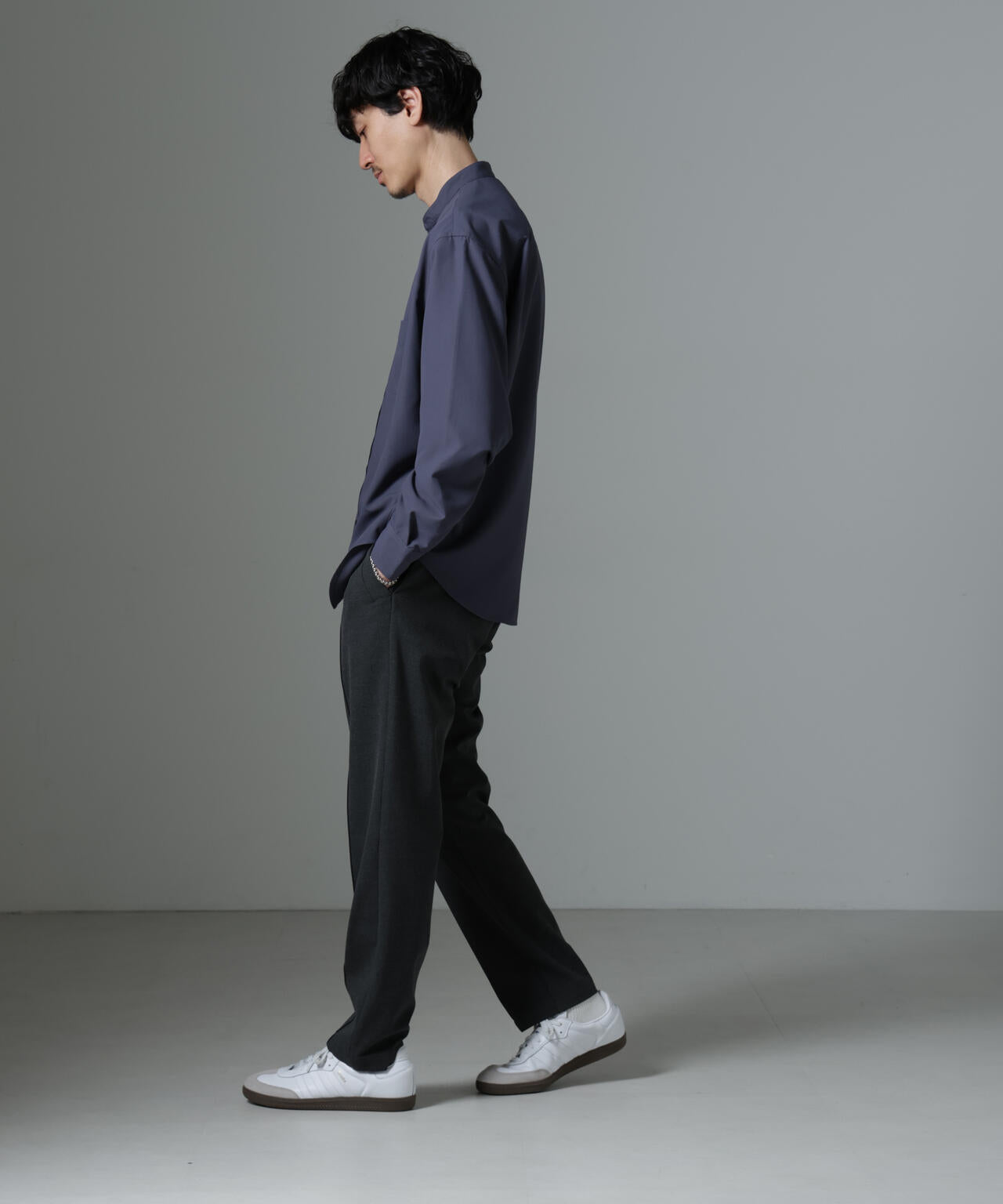 AMATA コットンタッチバンドカラーシャツ