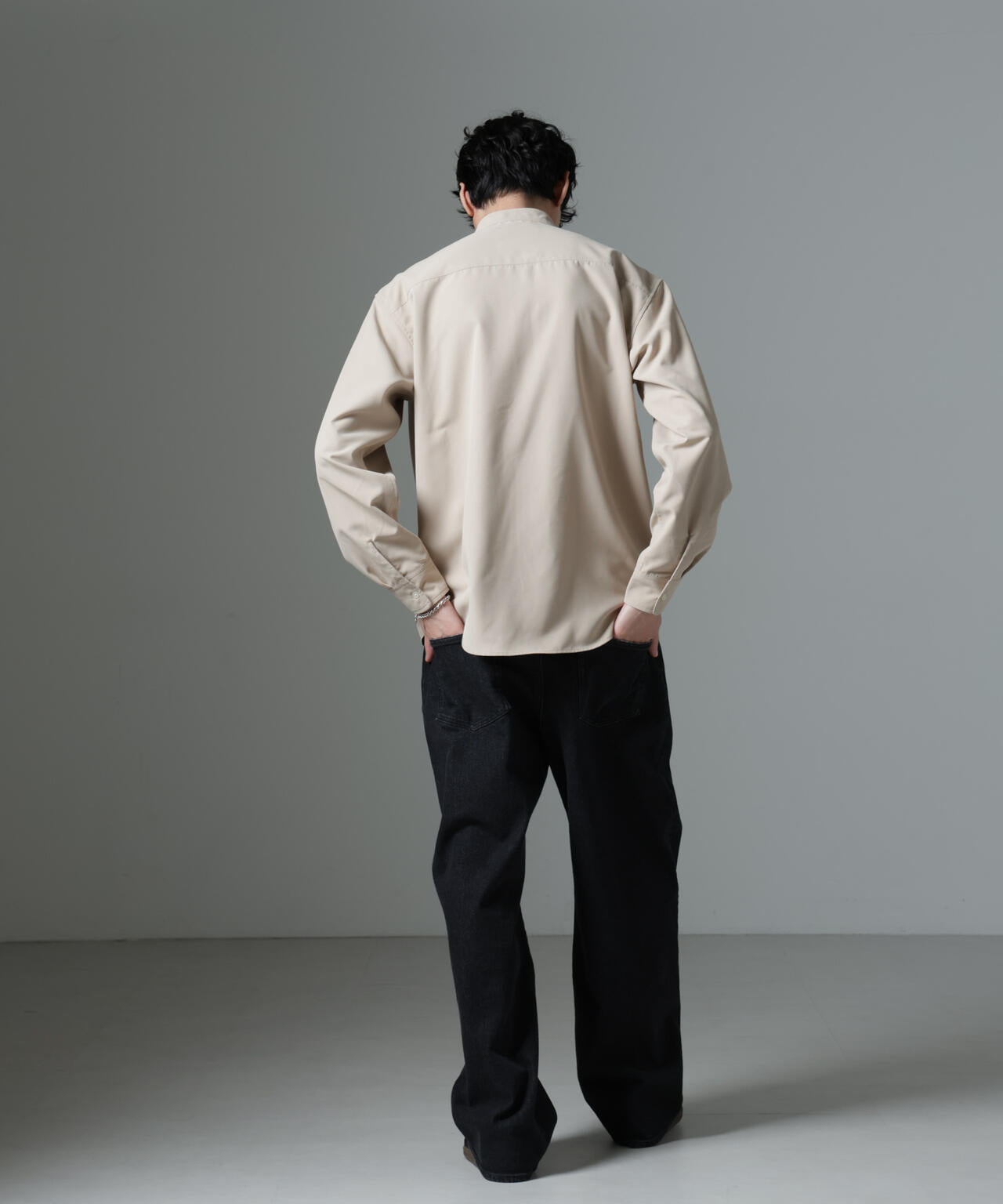 AMATA コットンタッチバンドカラーシャツ