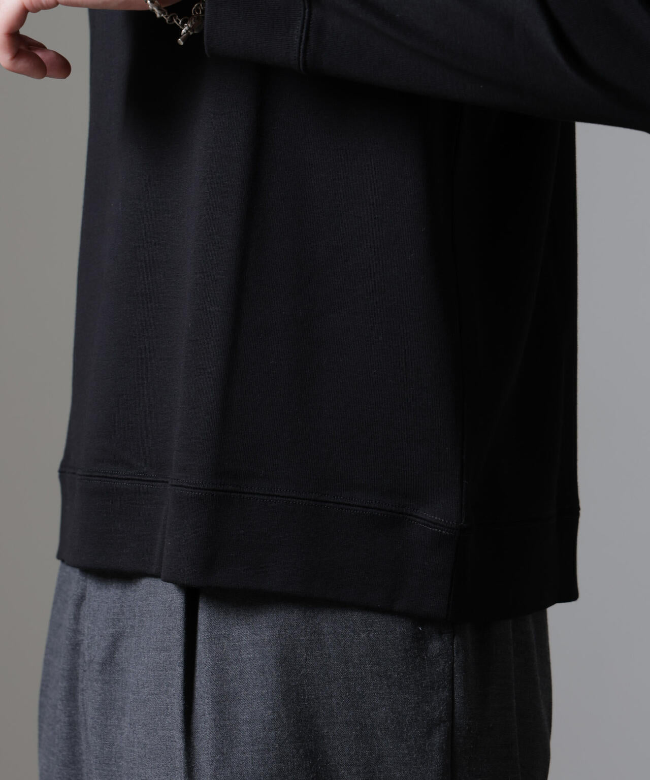 ｢FORMAL JERSEY｣モックネックカットソー長袖