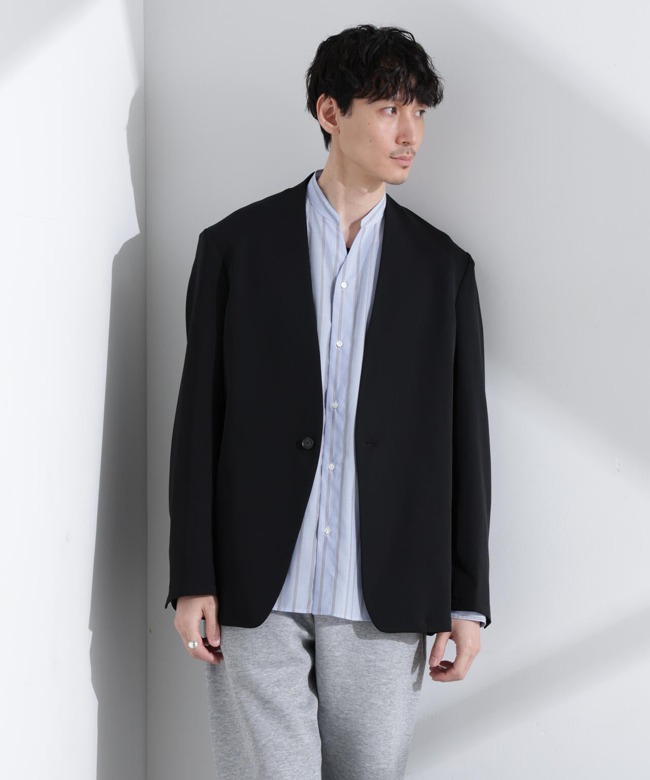 Epoche ノーカラージャケット