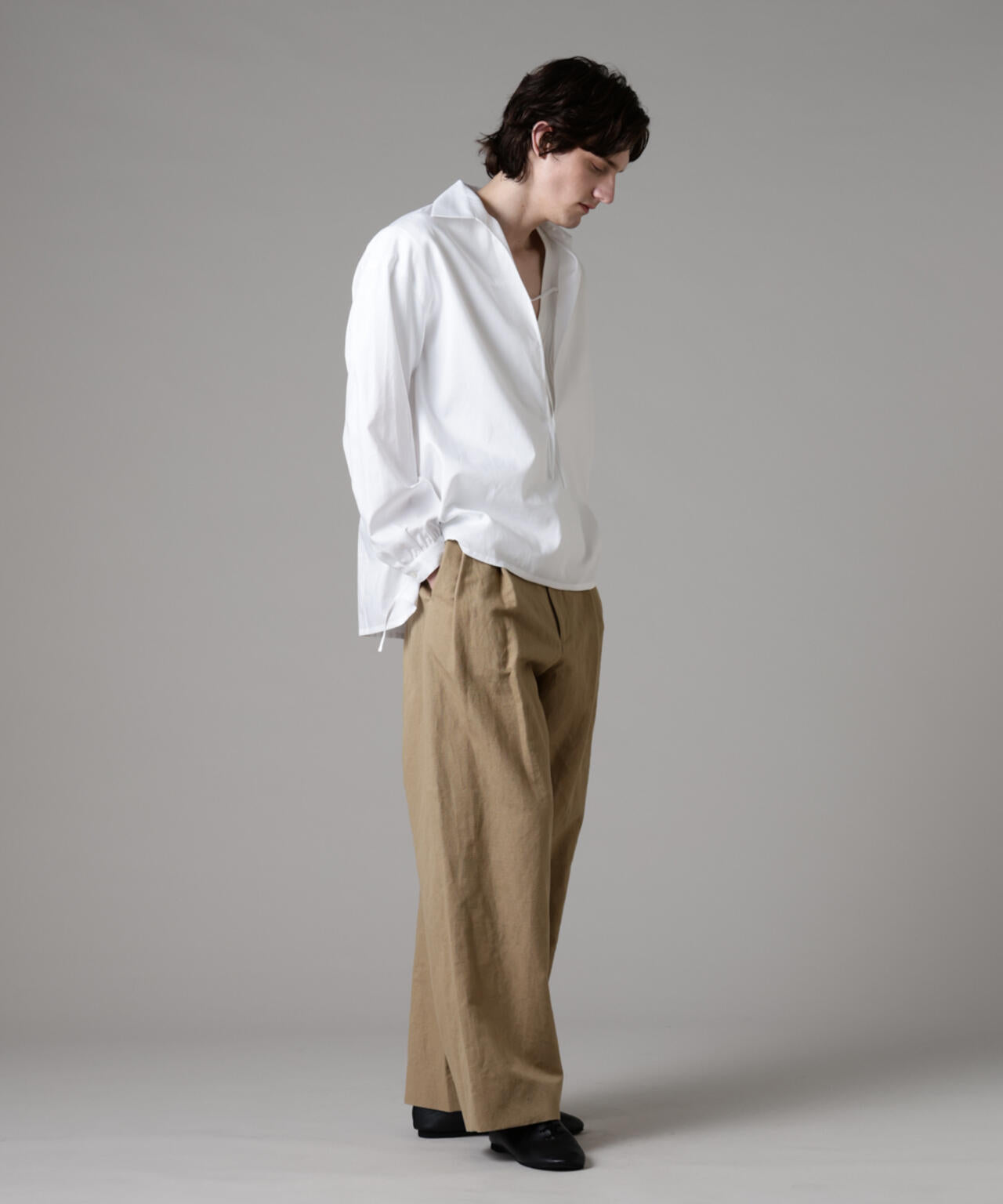 「ASSEMBLANC」ダブルクロススキッパーシャツ