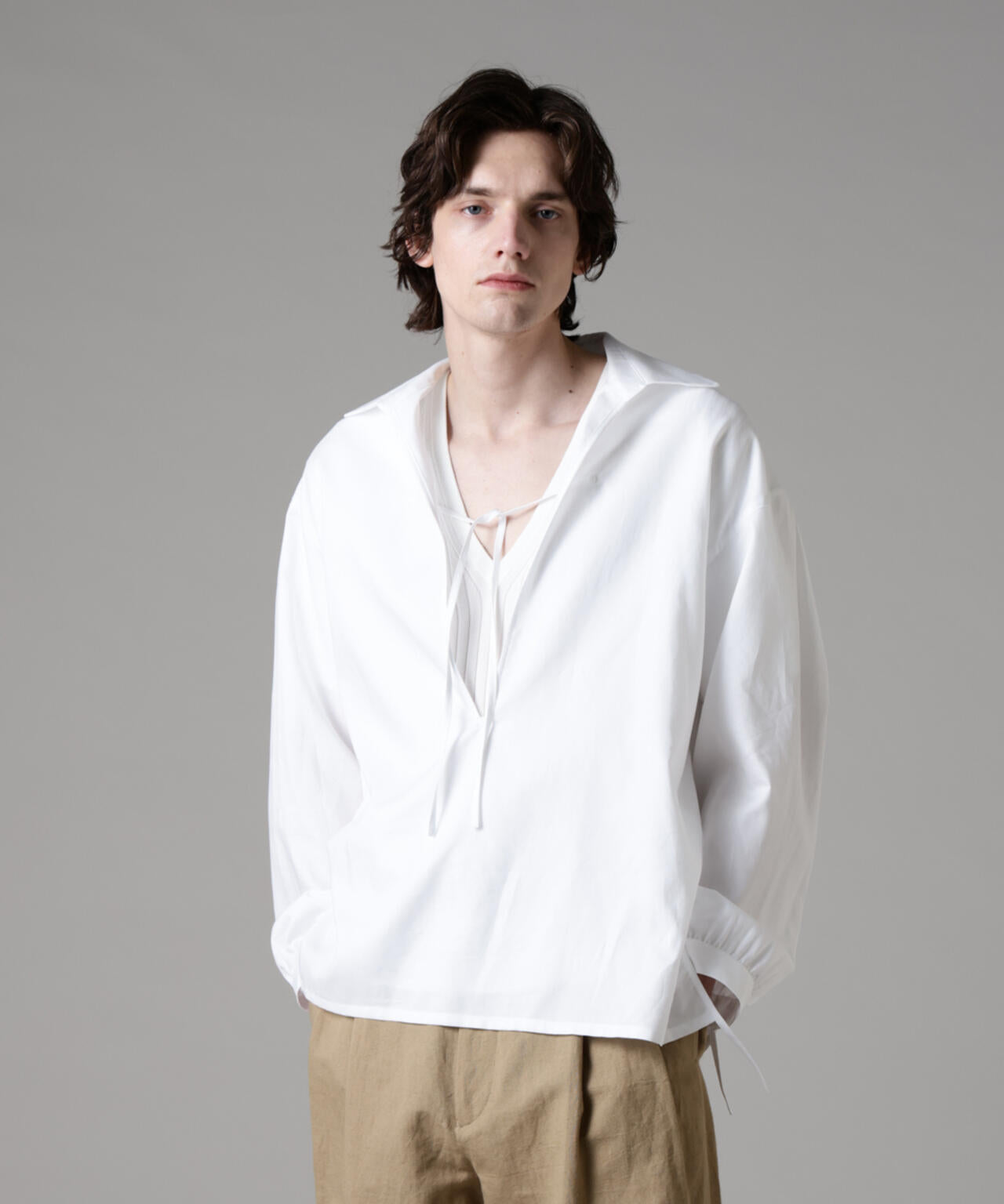 「ASSEMBLANC」ダブルクロススキッパーシャツ