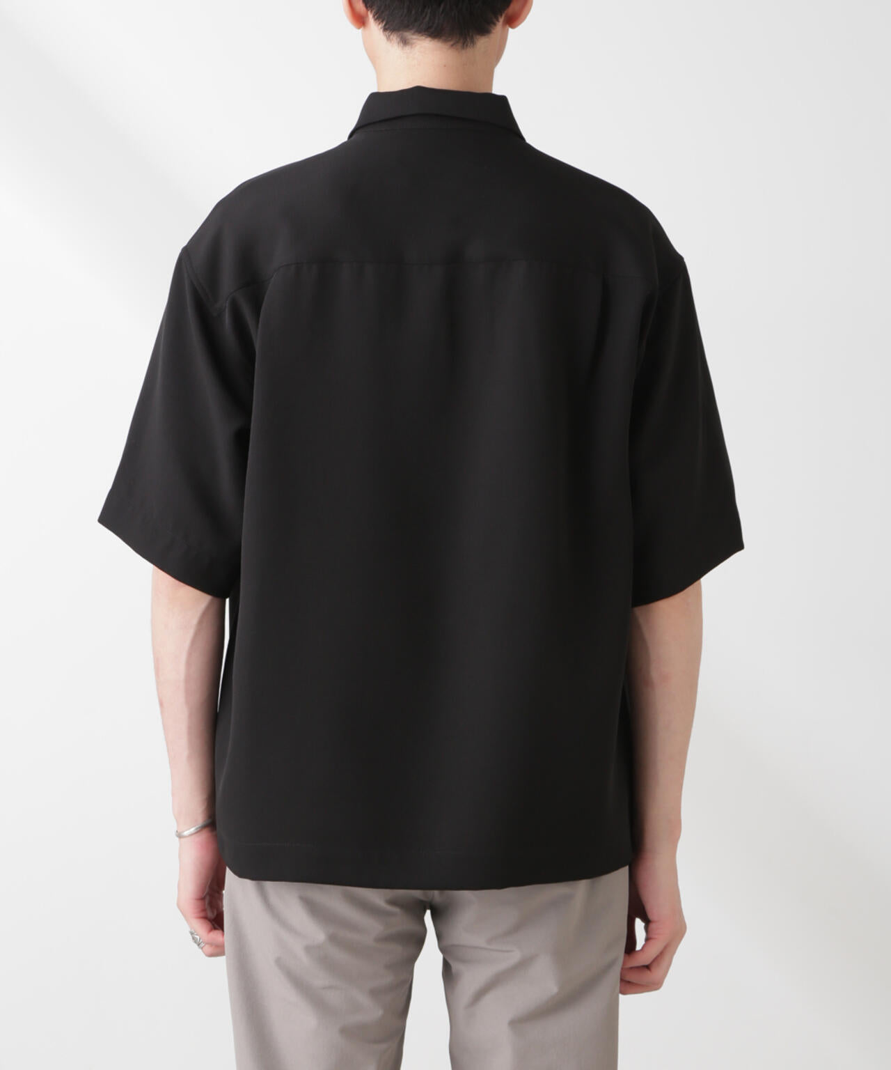 Epoche ハーフZIPシャツ