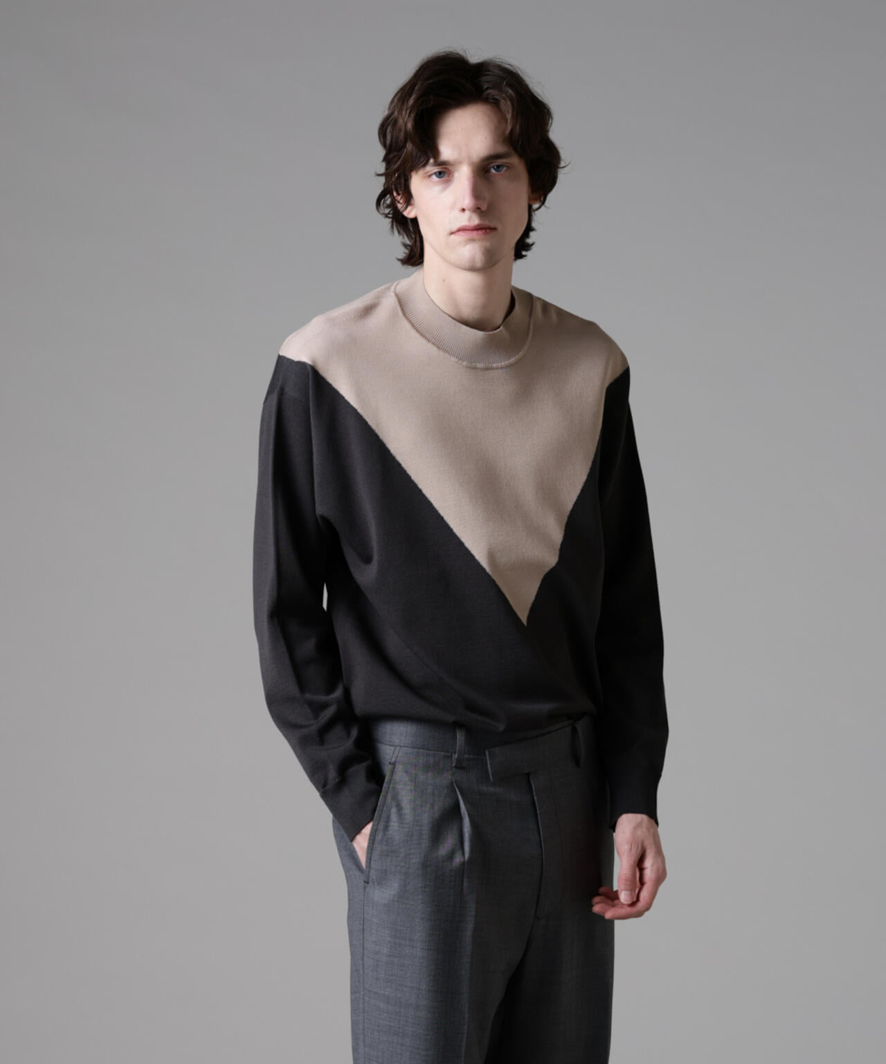 「ASSEMBLANC」シルクブレンドカラーブロックモックニット