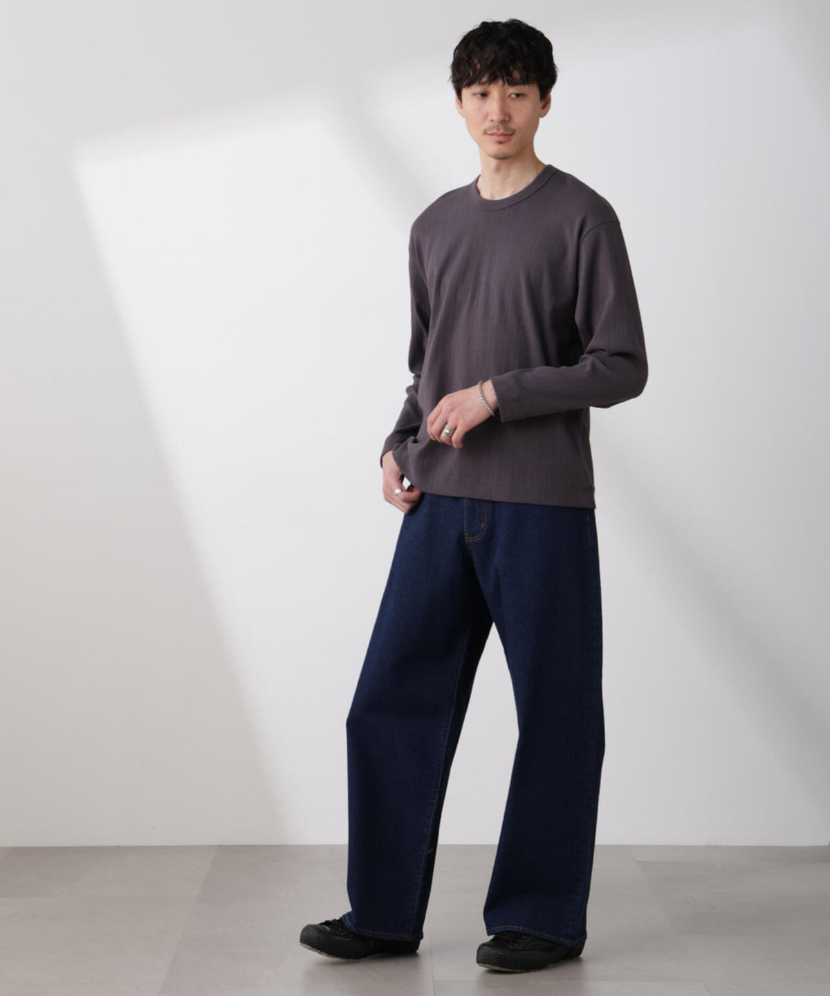 ランダムフライスロングスリーブTシャツ 長袖