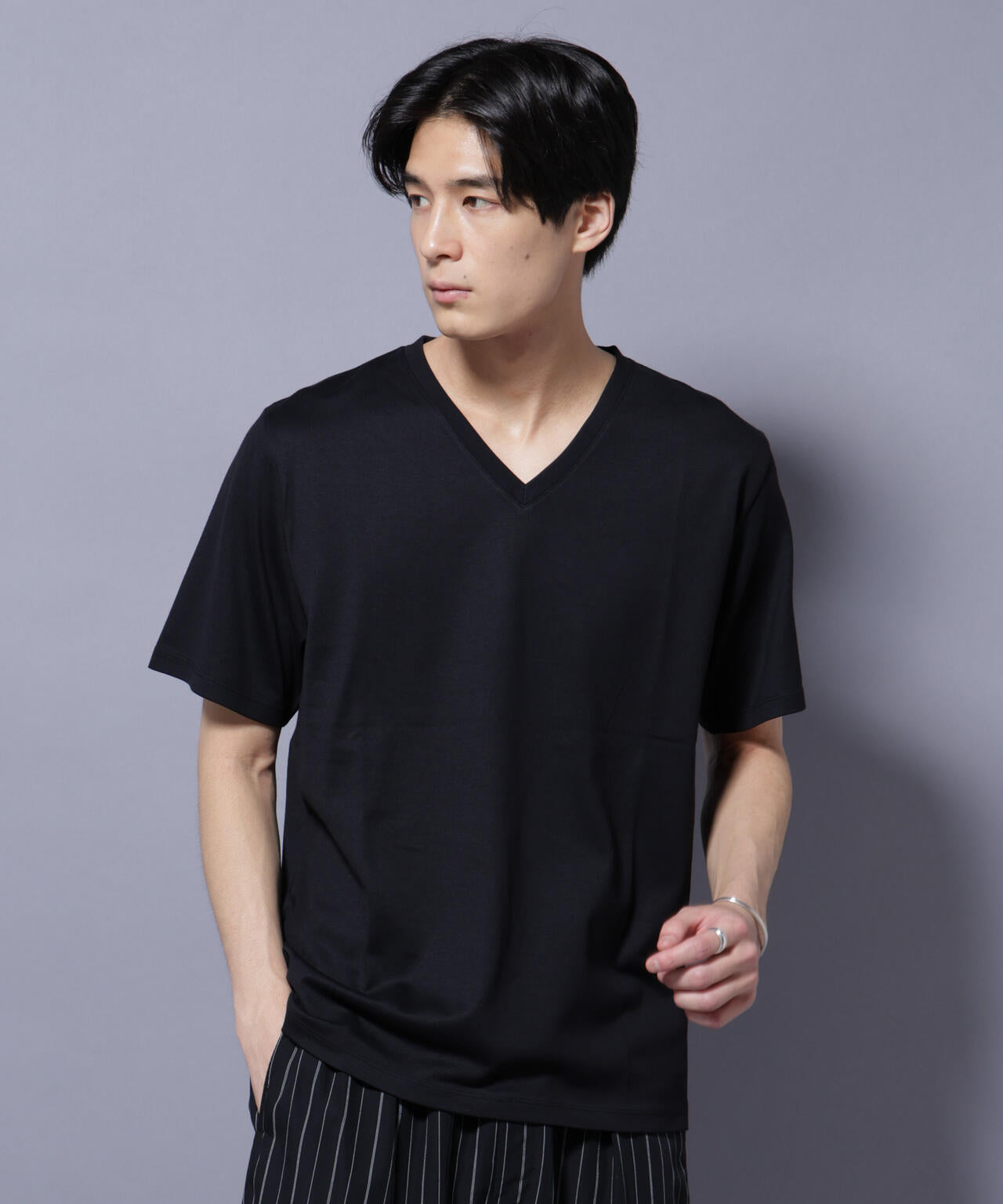 WEB限定/Anti Soaked(R) 汗染み防止 Vネック レギュラーシルエットTシャツ