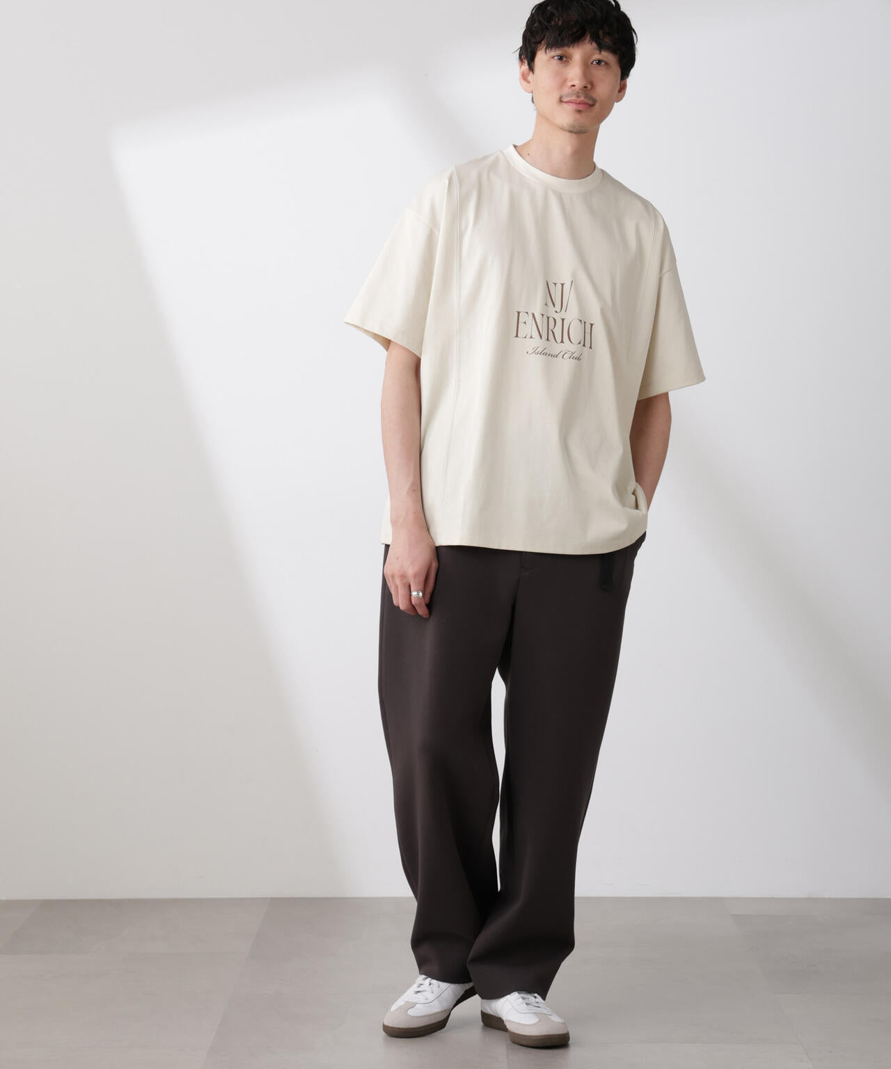 「NJ/CLUB」 ENRICHプリント切り替え Tシャツ