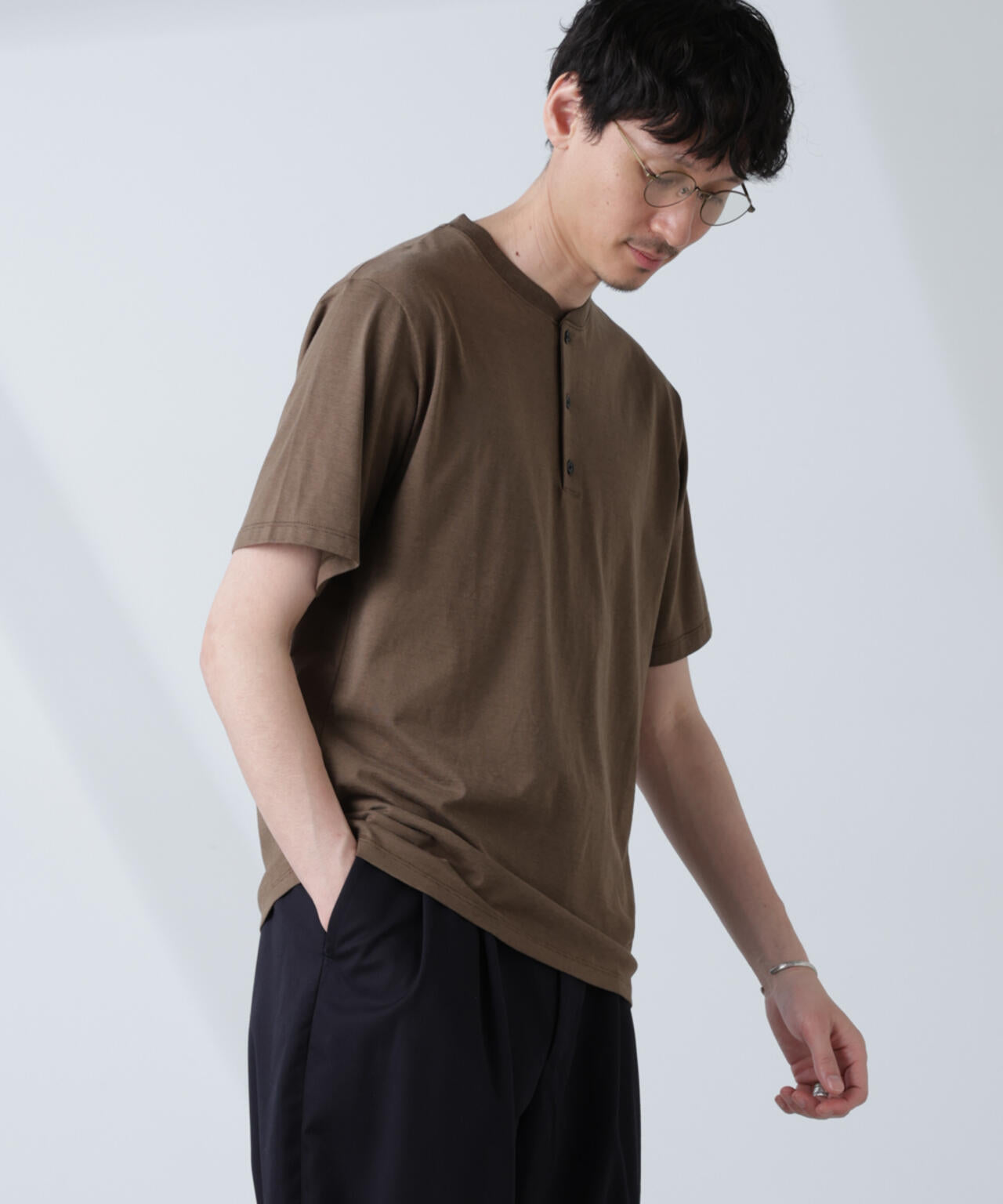 ソラーロライトストレッチヘンリーネックTシャツ（セットアップ可）