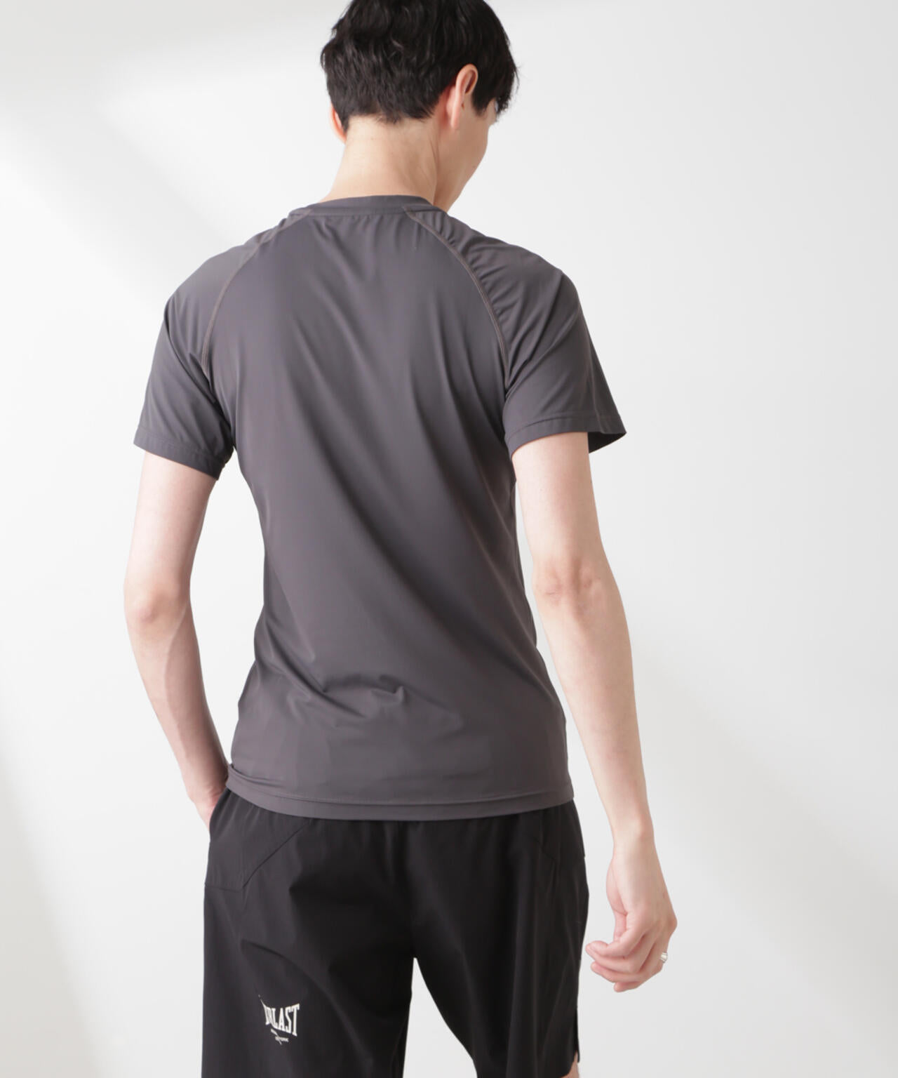 ｢EVERLAST｣ ジャストフィット GYM Tシャツ