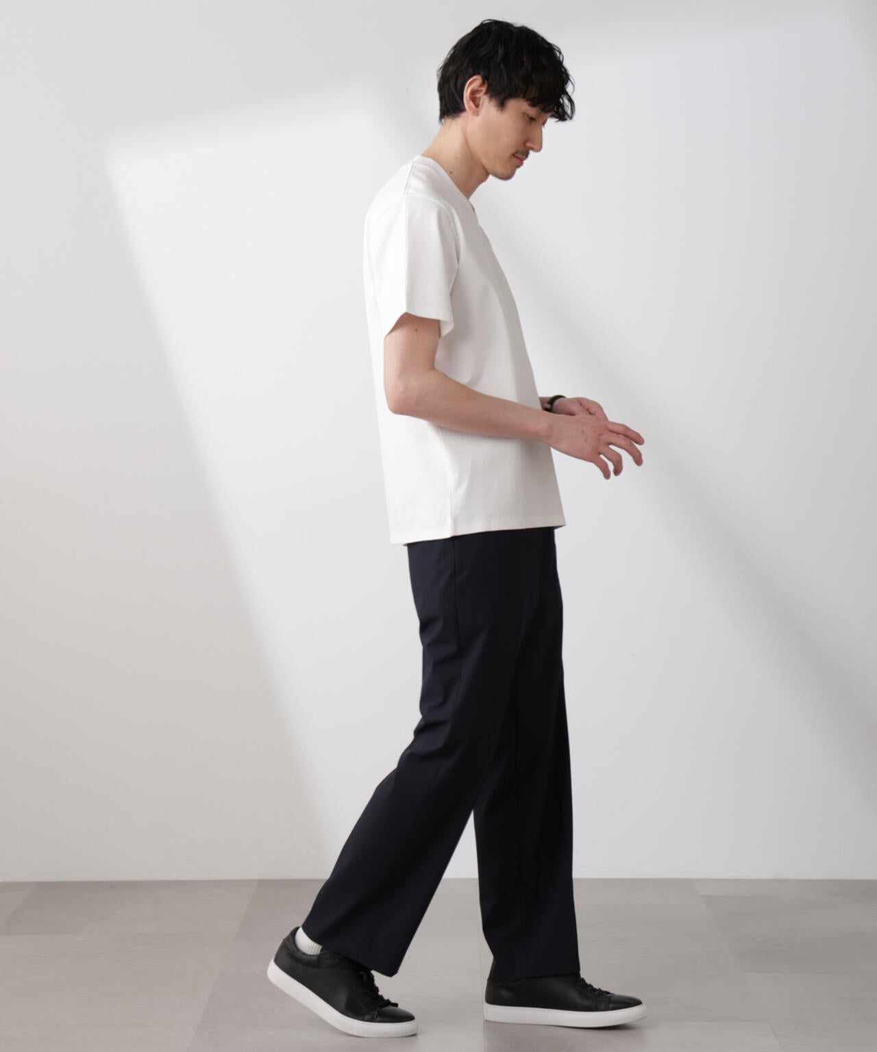 ｢N TROUSERS BASIC｣トロピカルストレッチストレートパンツ（セットアップ可）