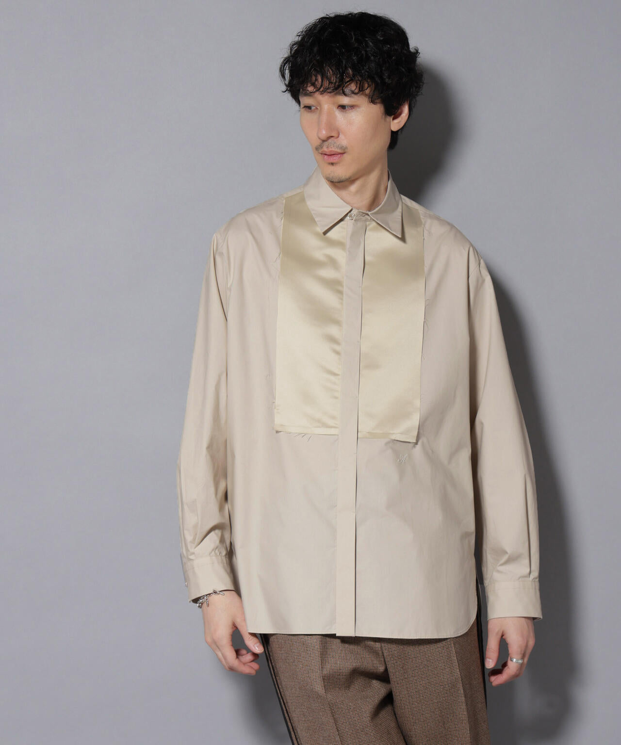 「ASSEMBLANC」シルク混ブザムシャツ