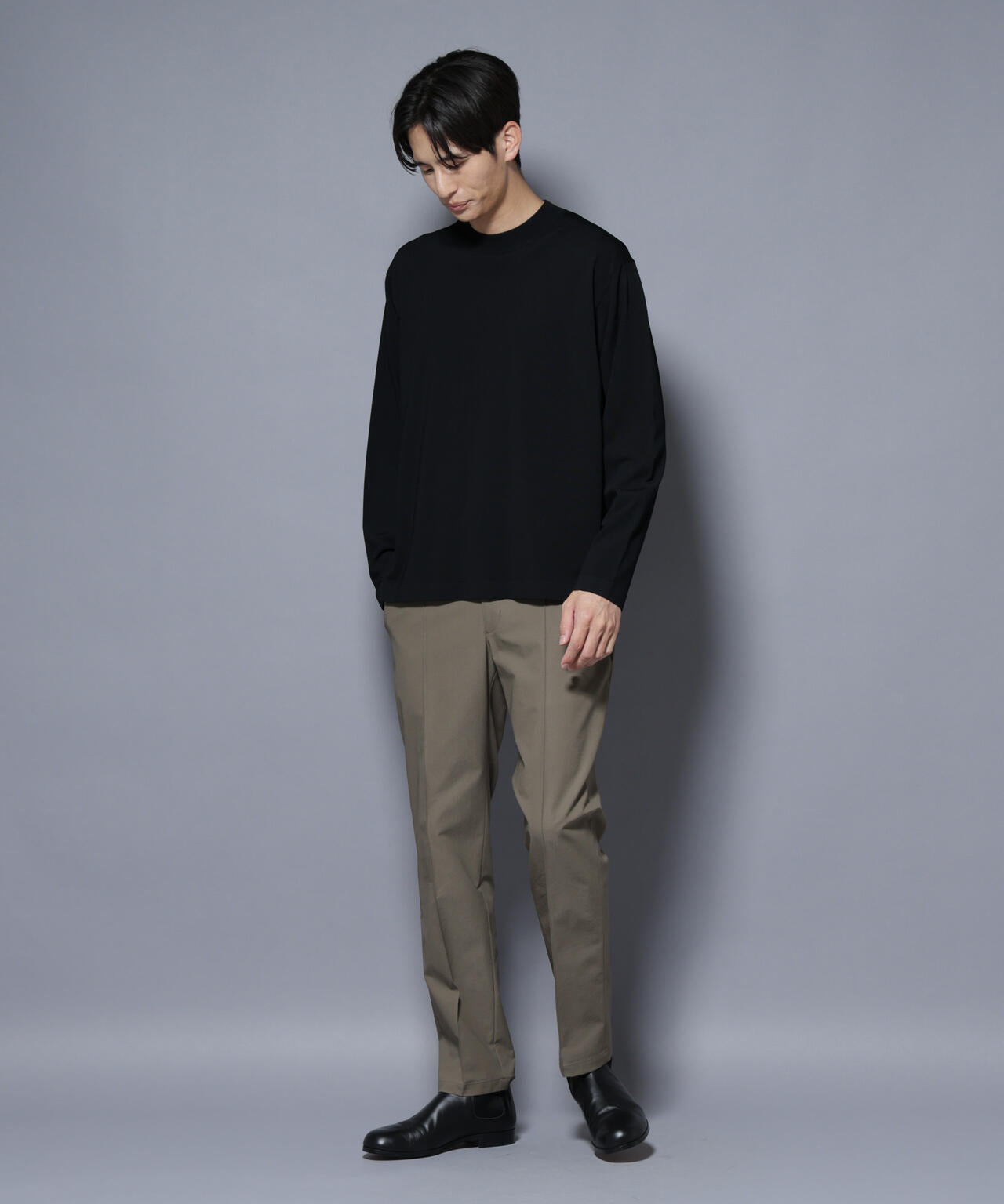 「ELITE 7 FUNCTION」クルーネックニット