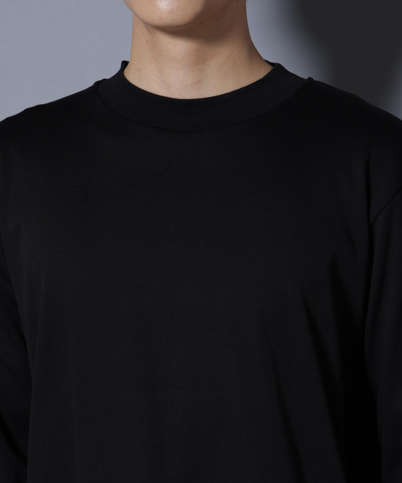 「FORMAL JERSEY」モックネックカットソー長袖