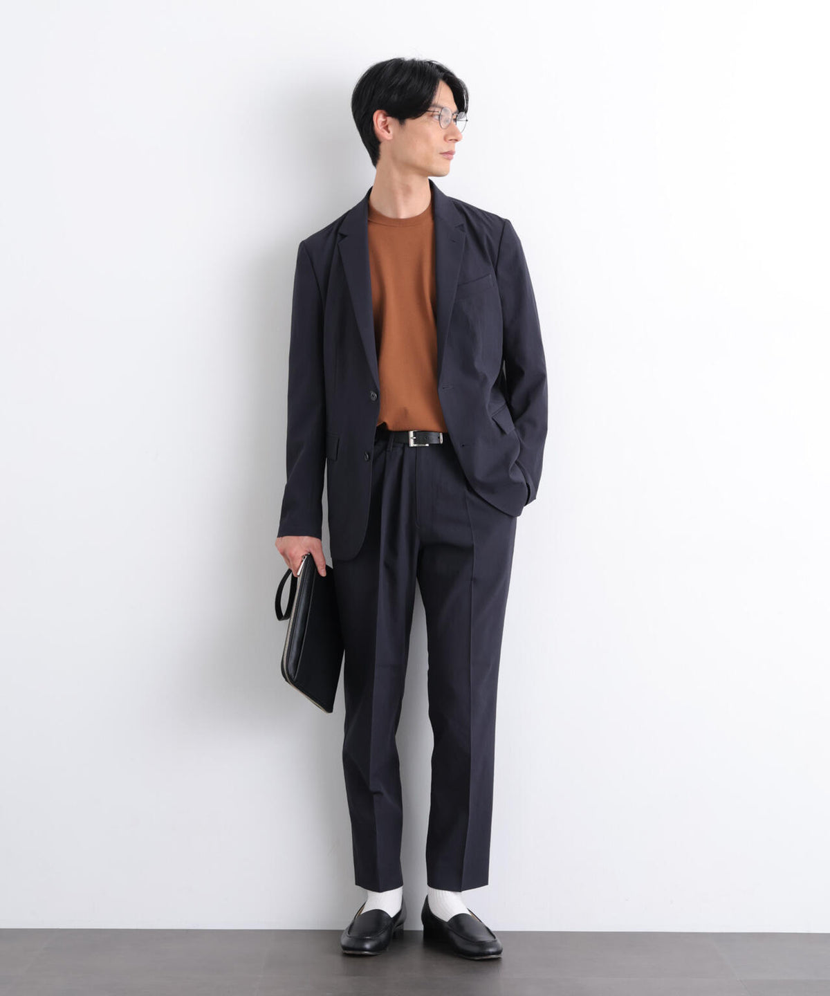 180cm　B:88 W:75 H:92 着用サイズ：L