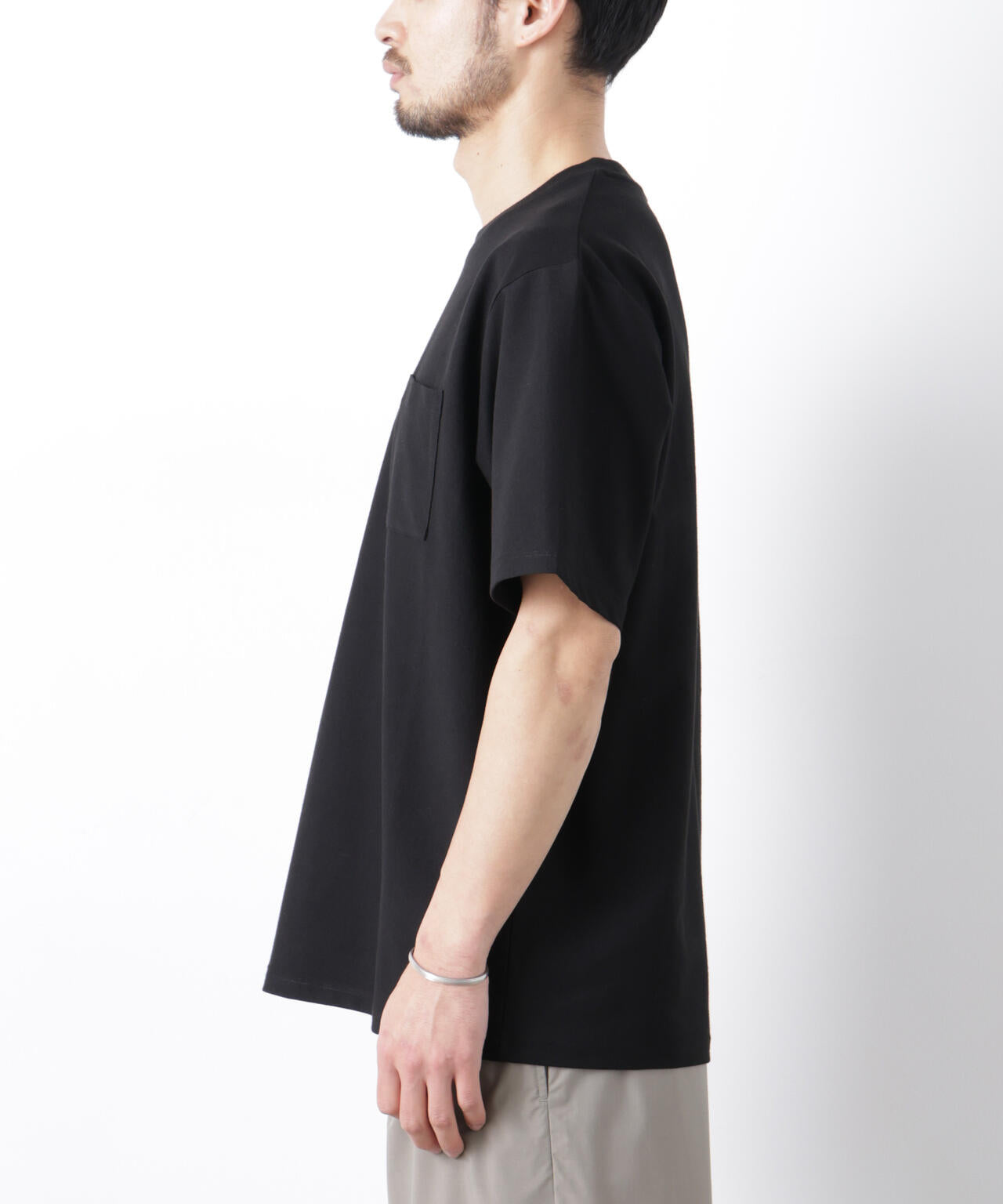 「Meaningful Continuity」coveross(R) ツイル調 冷感プレーティング天竺 ポケットTシャツ
