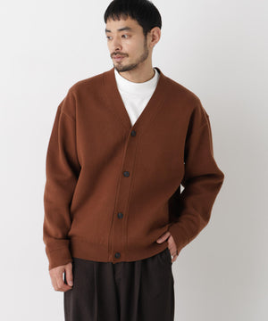 180cm　B:89 W:70 H:91 着用サイズ：L