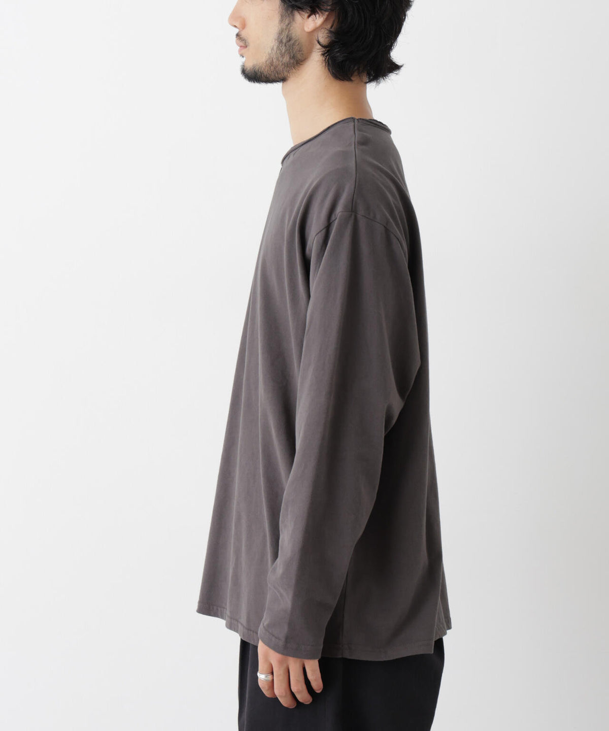 「surplus」デザインヘンリーネックTシャツ 長袖