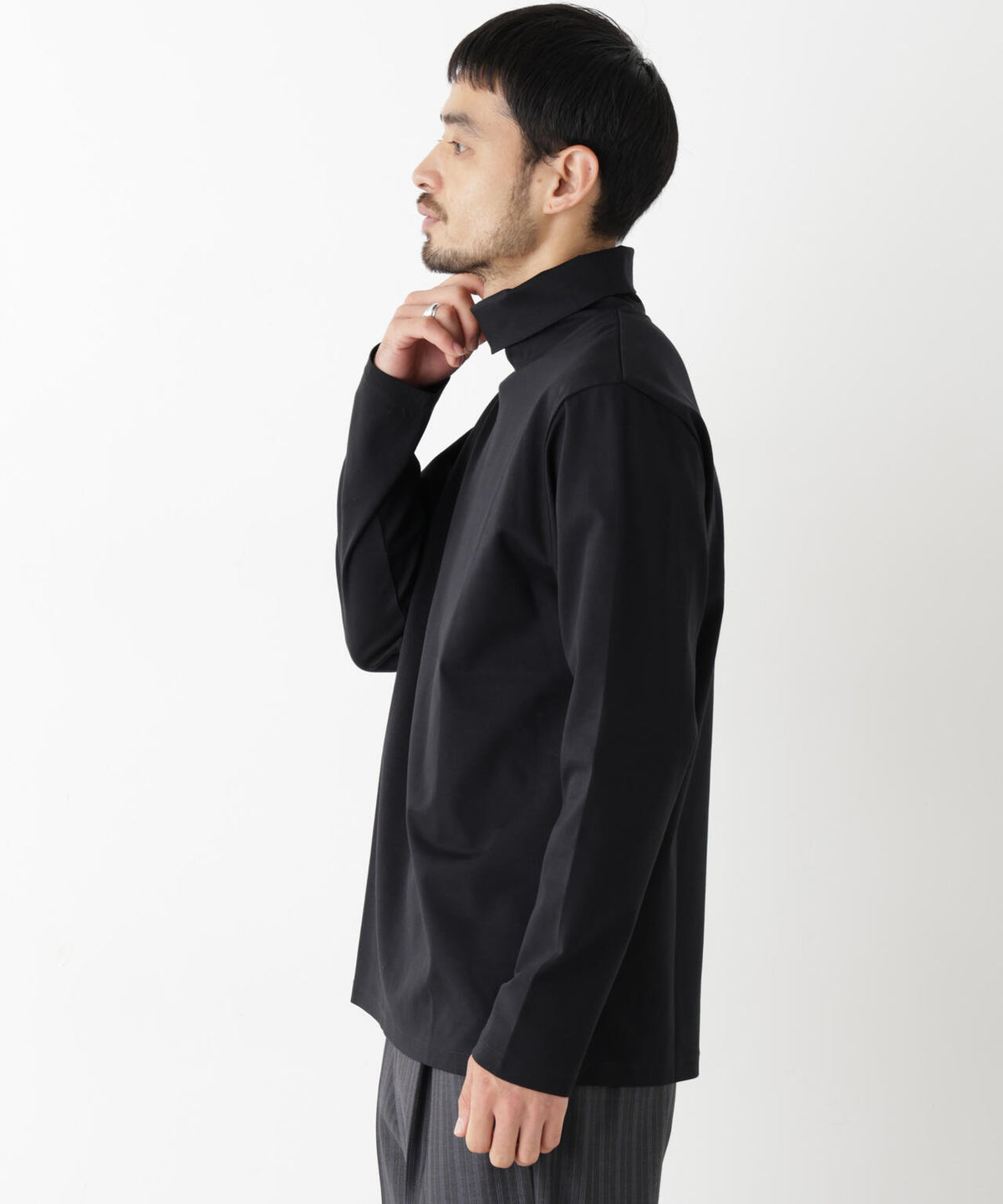 180cm　B:89 W:70 H:91 着用サイズ：L