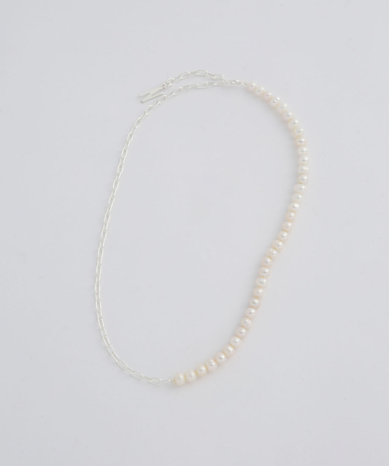 パール×チェーンネックレス