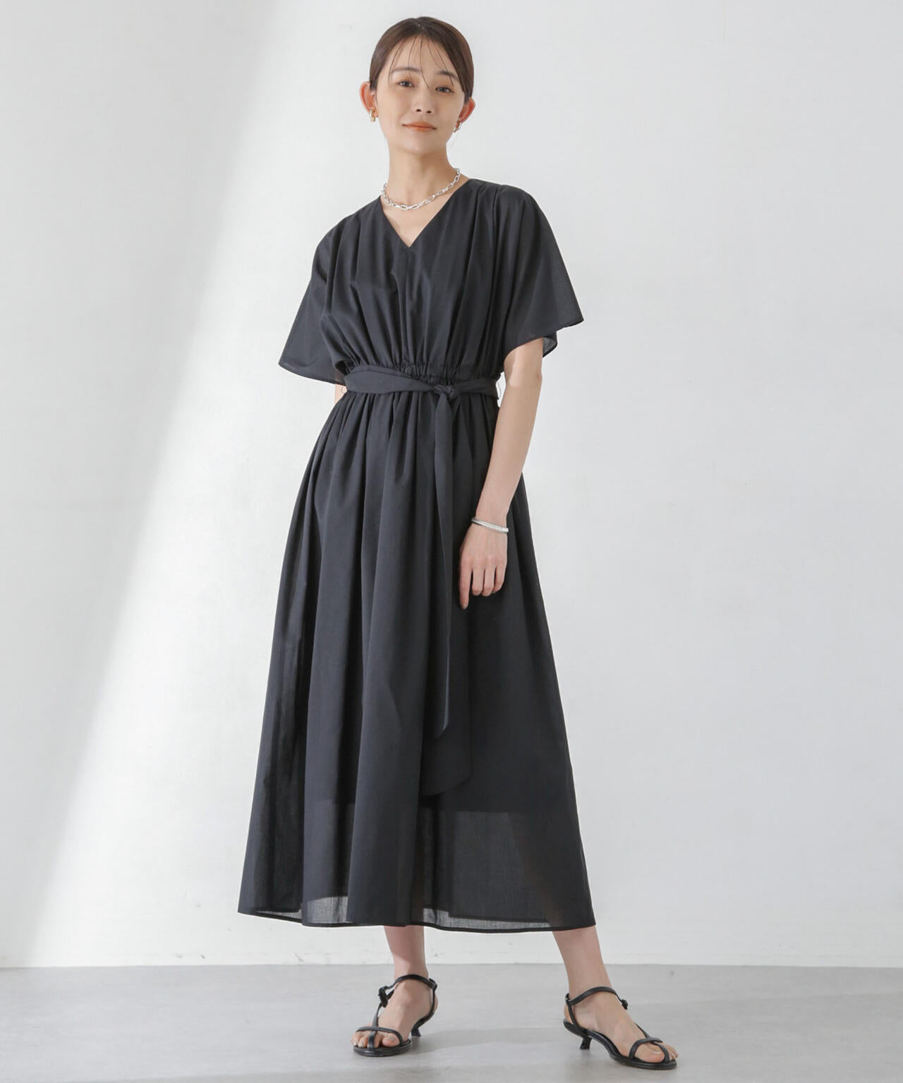 レオファインフレアスリーブワンピース