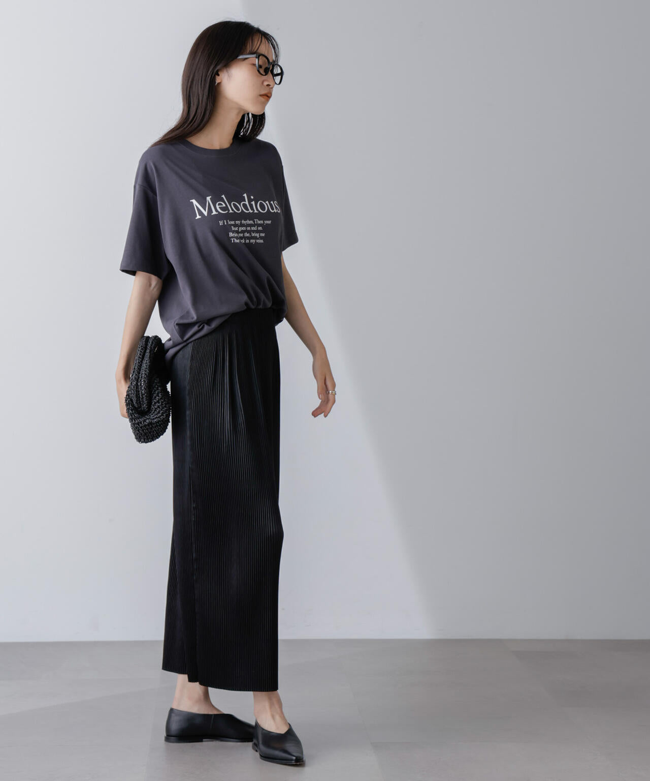 レタードグラフィックTシャツ