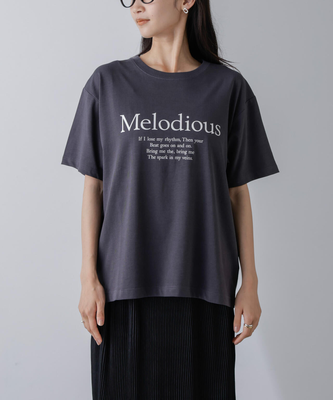 レタードグラフィックTシャツ