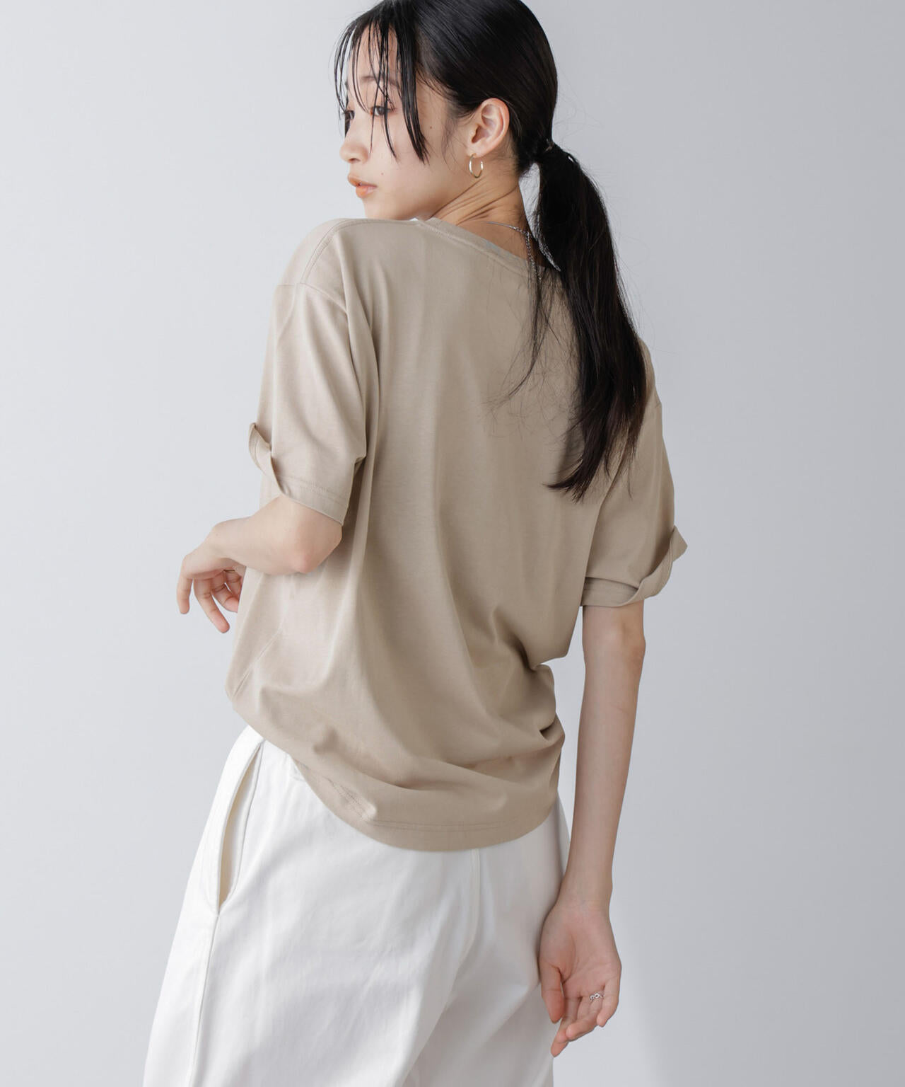 レタードグラフィックTシャツ