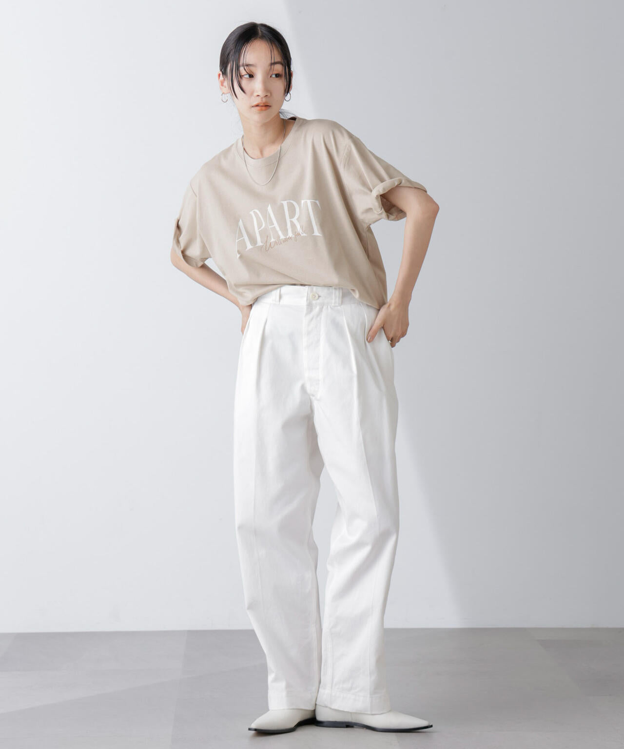 レタードグラフィックTシャツ