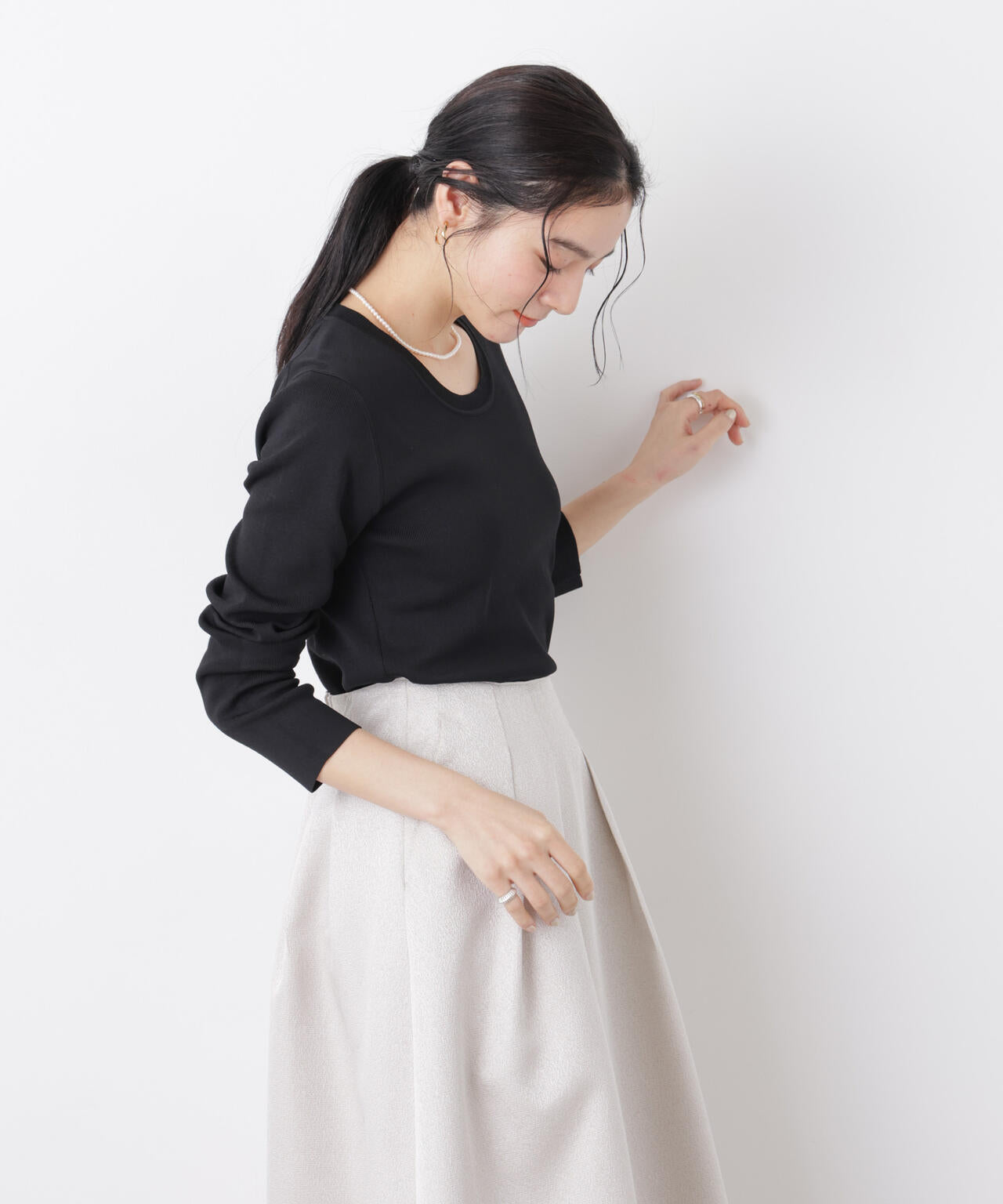 7function Uネック総針ニット