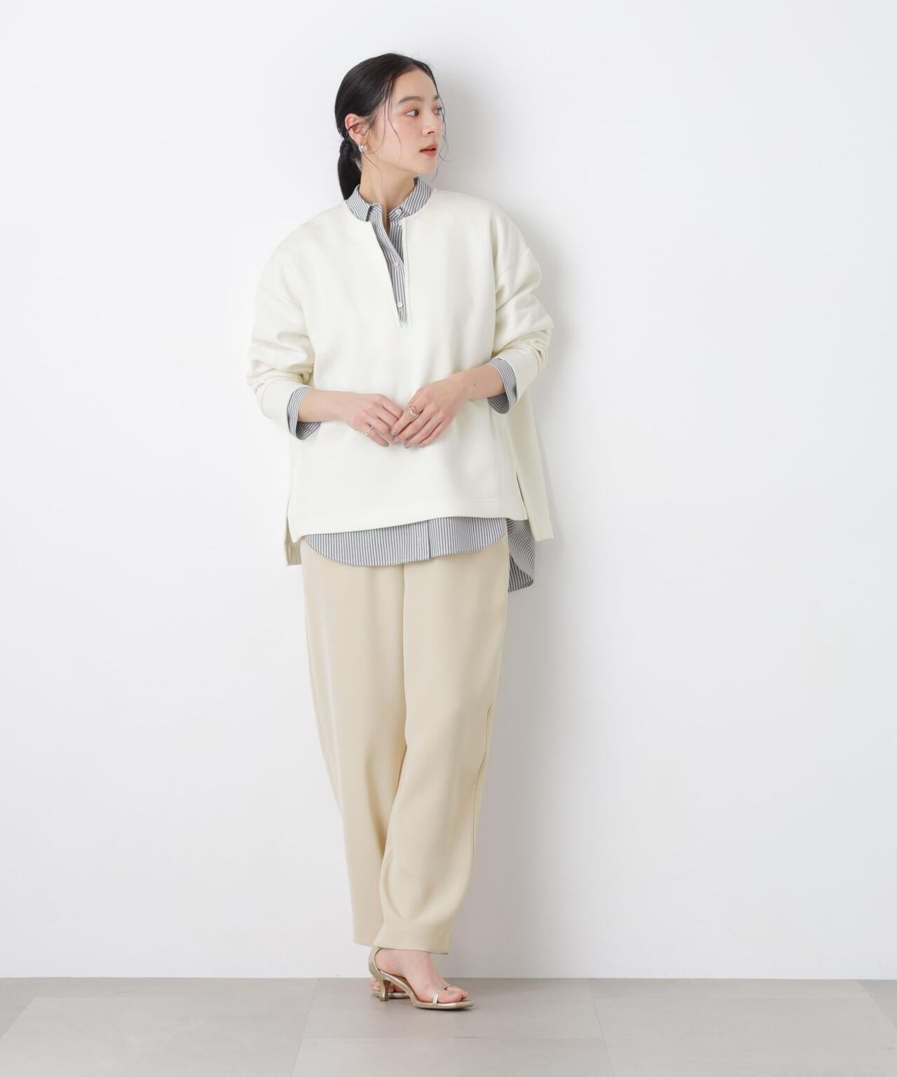 ダンボールカットキーネックスリットトップス