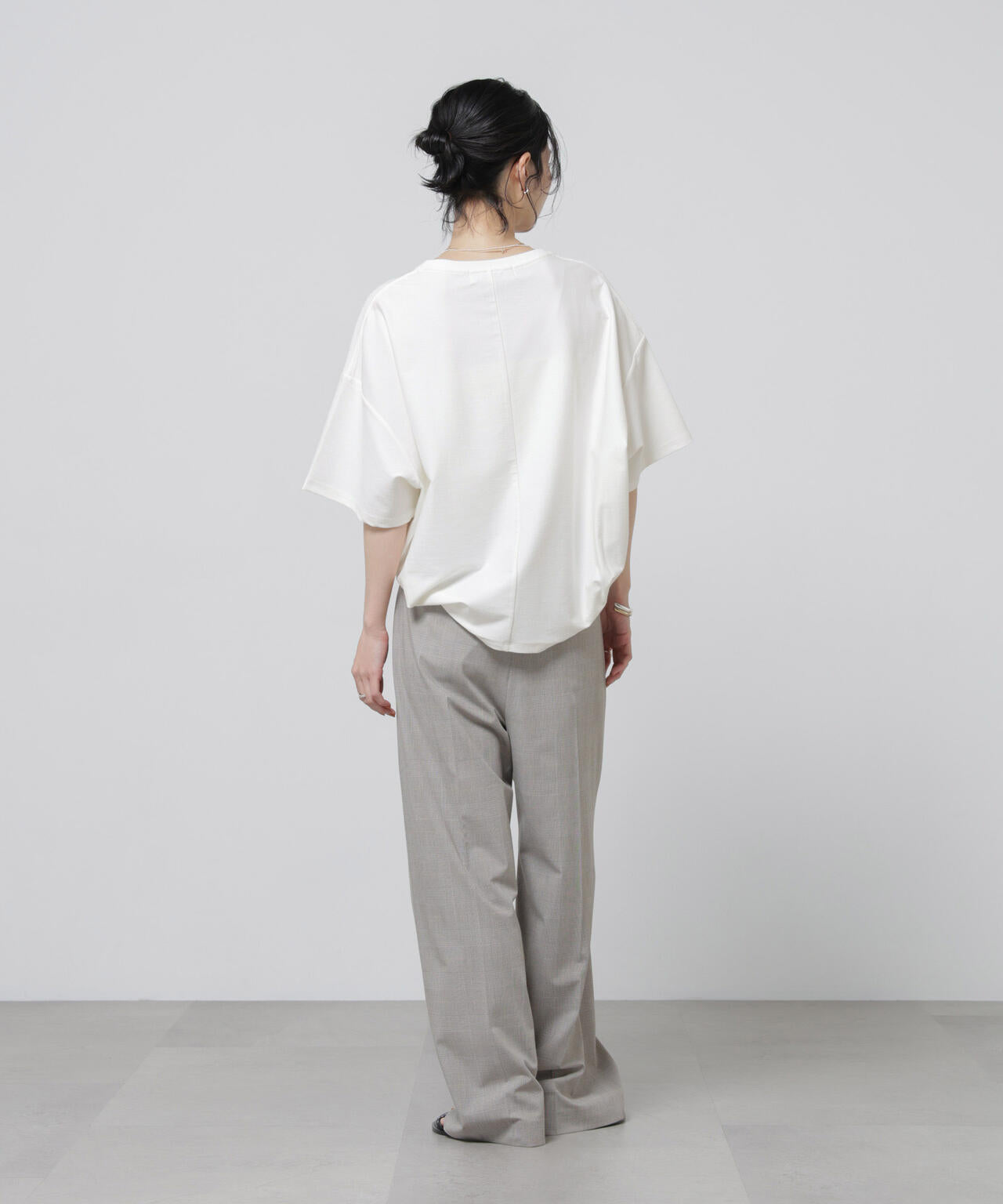 「Meaningful Continuity」coveross(R)ツイル調冷感プレーティング天竺Tシャツ